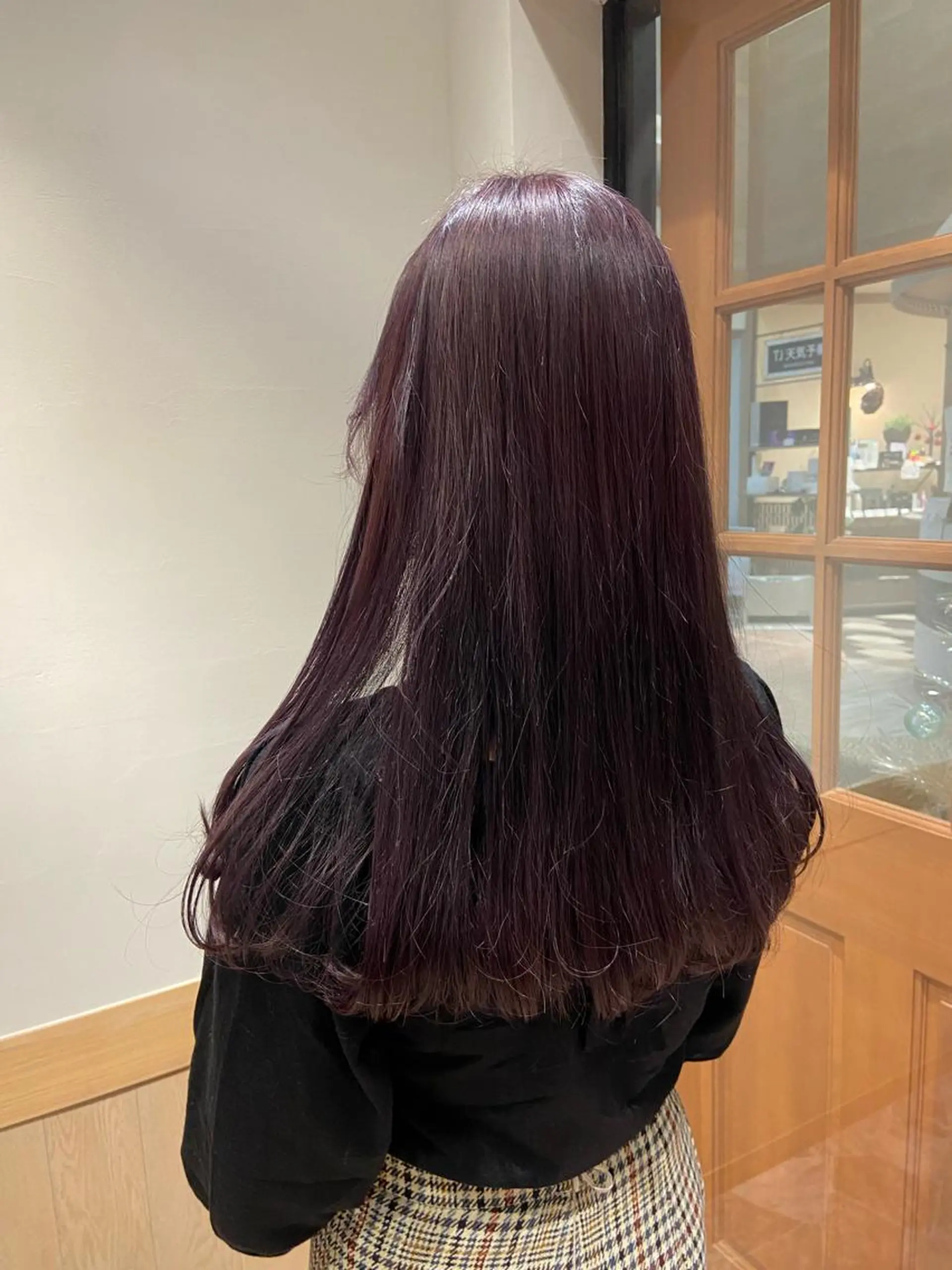 カラー 津田 七美希のヘアスタイル