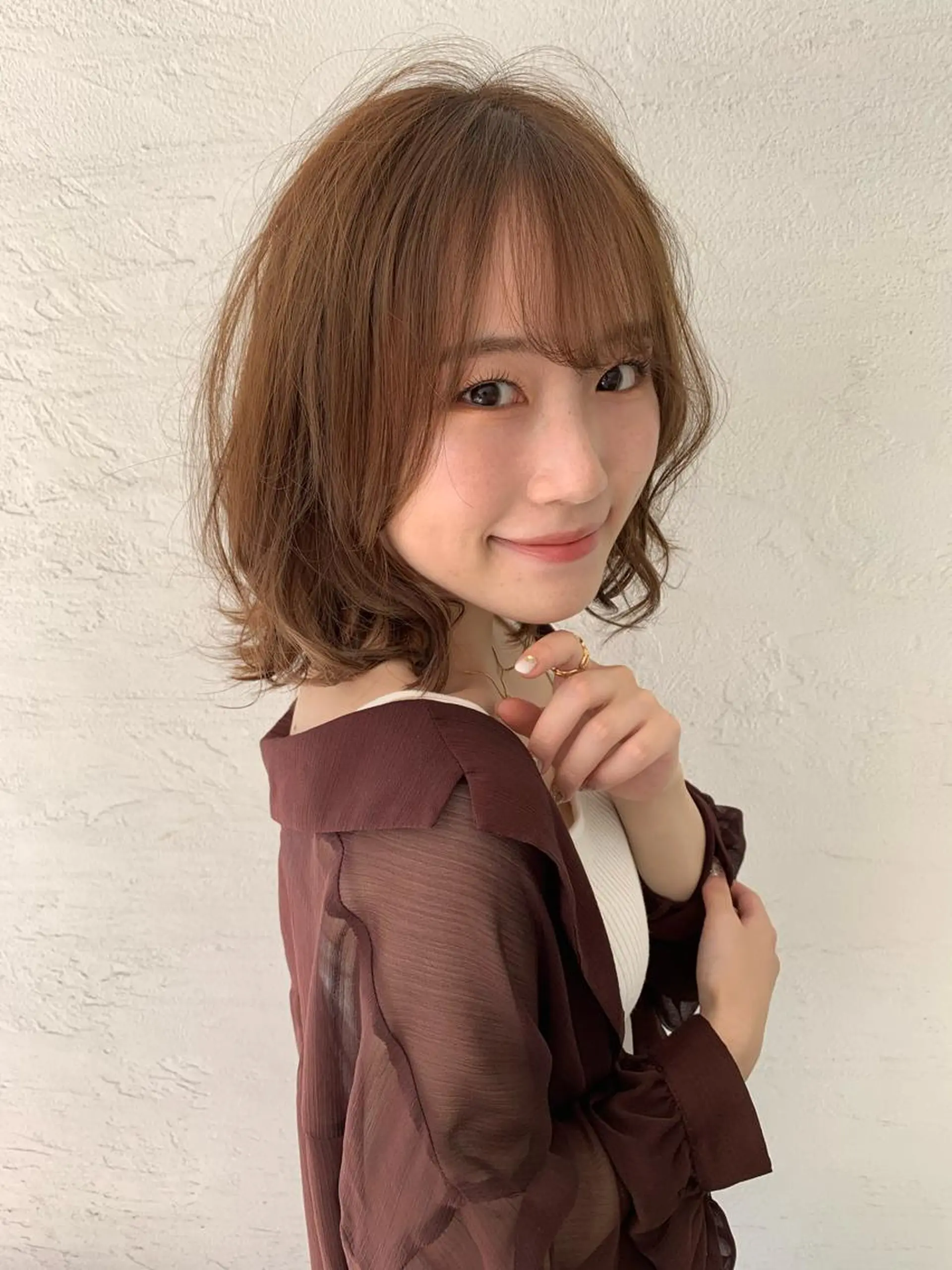 ミディアム カラー くびれヘア 🌟コテ巻き風パーマ 表参道/タナカタカシのヘアスタイル