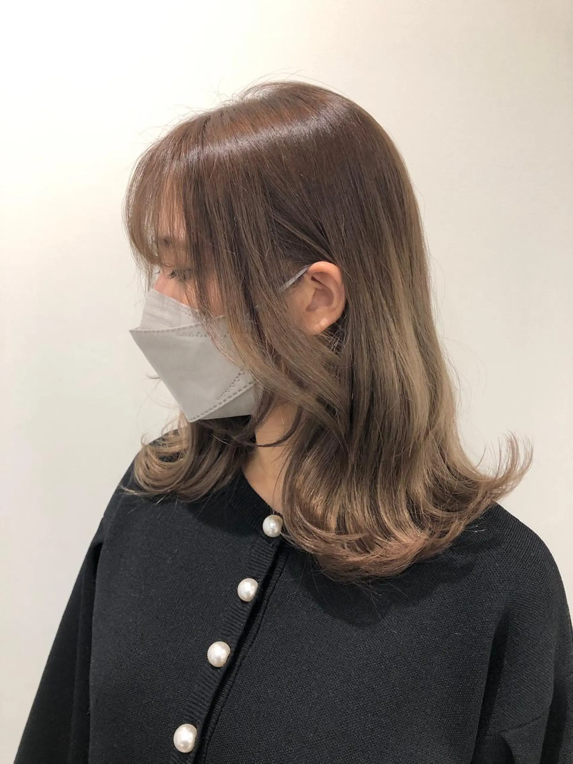 ミディアム カラー ベージュカラー ミルクティーベージュ くびれヘア ヘアカラー レイヤー⭐️カラー ⭐️平川雅史のヘアスタイル