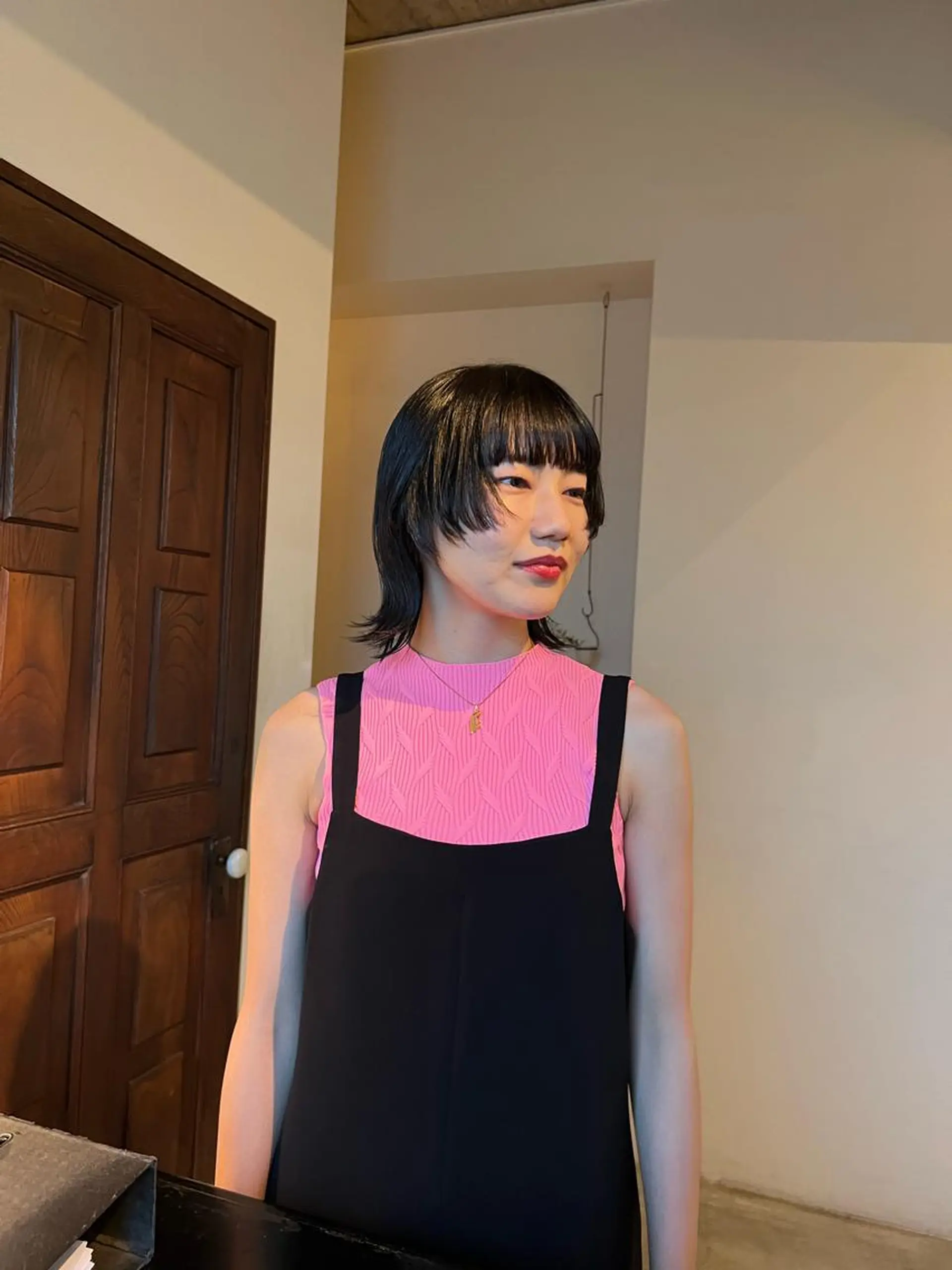 ミディアム カラー 顔まわりレイヤー レイヤーカット 前川 華恋 / room3のヘアスタイル