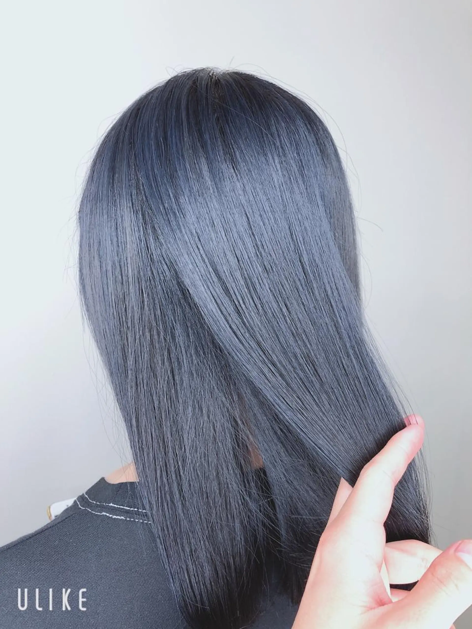 ミディアム カラー AI 高田馬場店のヘアスタイル