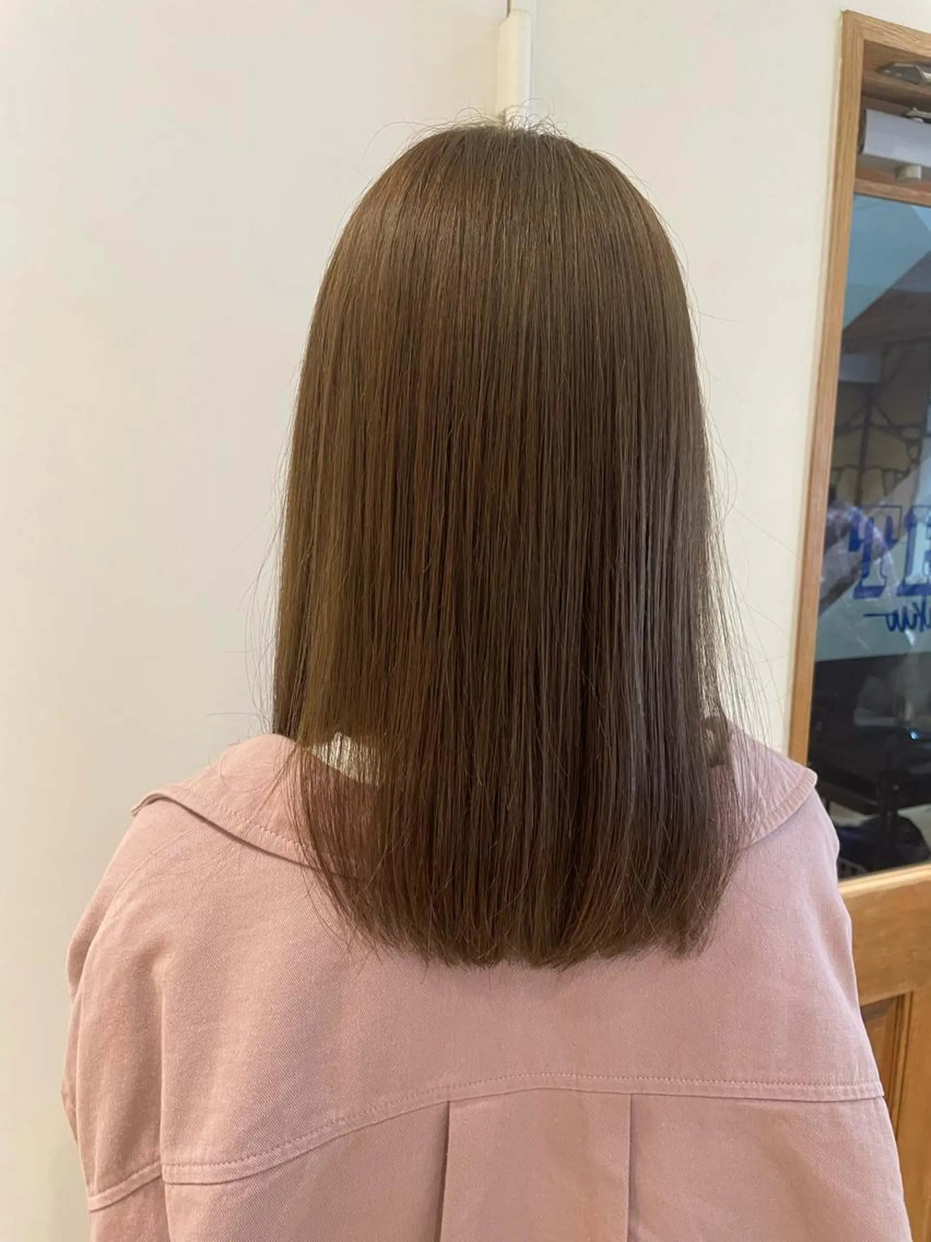 セミロング カラー パーマ ヘアアレンジ メンズ キッズ ネイル マツエク・マツパ アイブロウ カット 縮毛矯正 新宿　副店長 新井彩斗のヘアスタイル