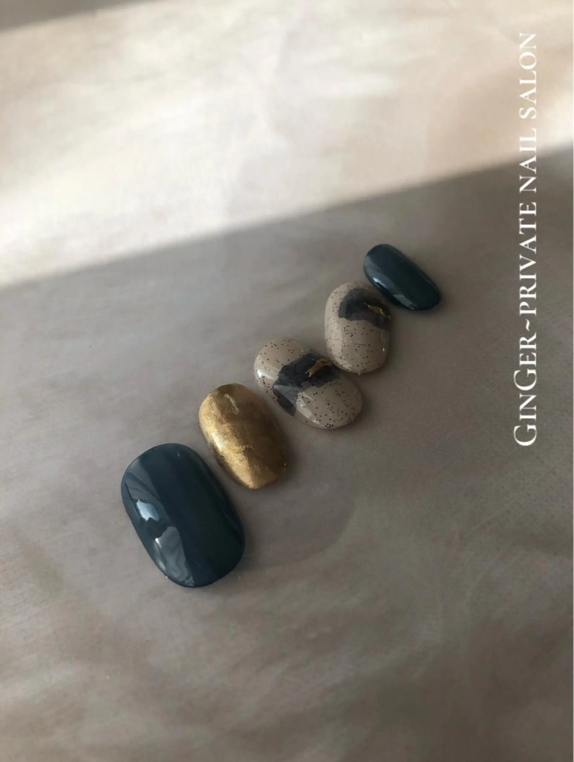 ネイル フットネイル グラデーション ニュアンスネイル オフィスネイル GinGer nail salonのネイルデザイン