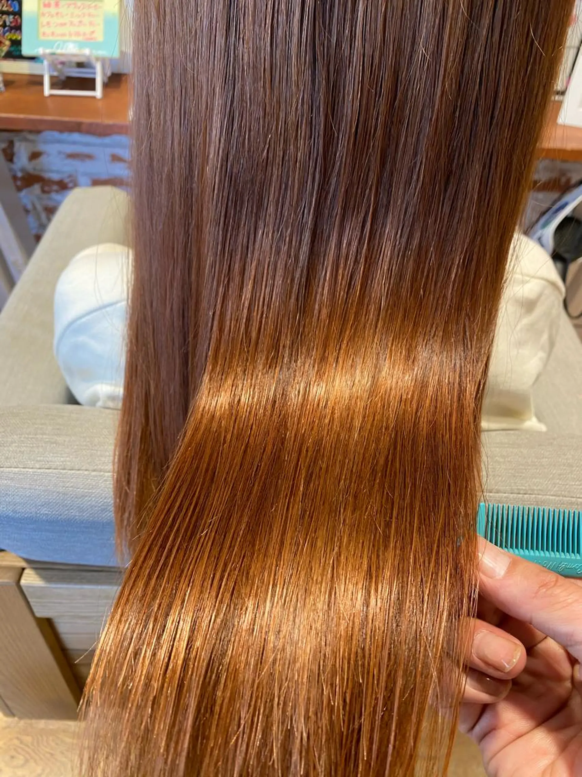 ロング 髪質改善 ハイトーン/ ダブルカラー/透明感のヘアスタイル