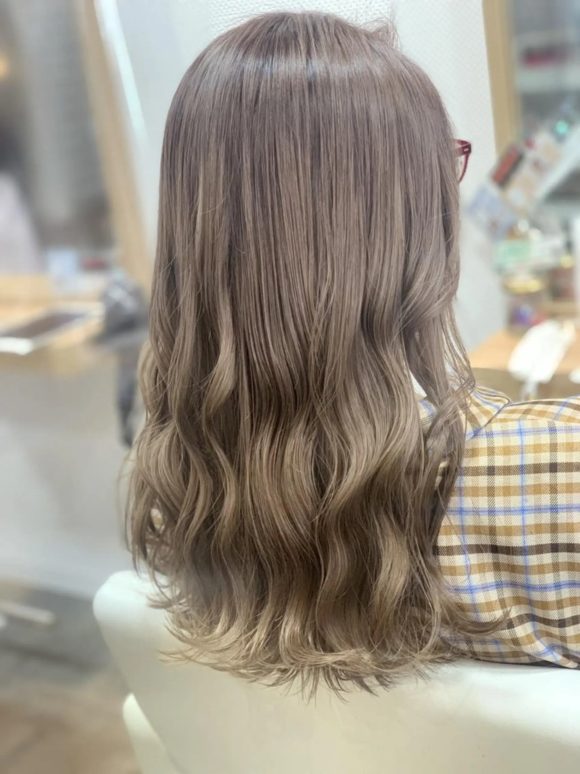 セミロング カラー セミロングパーマ アディクシーカラー アッシュ アッシュブラウン ベージュカラー N° rico 名駅のヘアスタイル