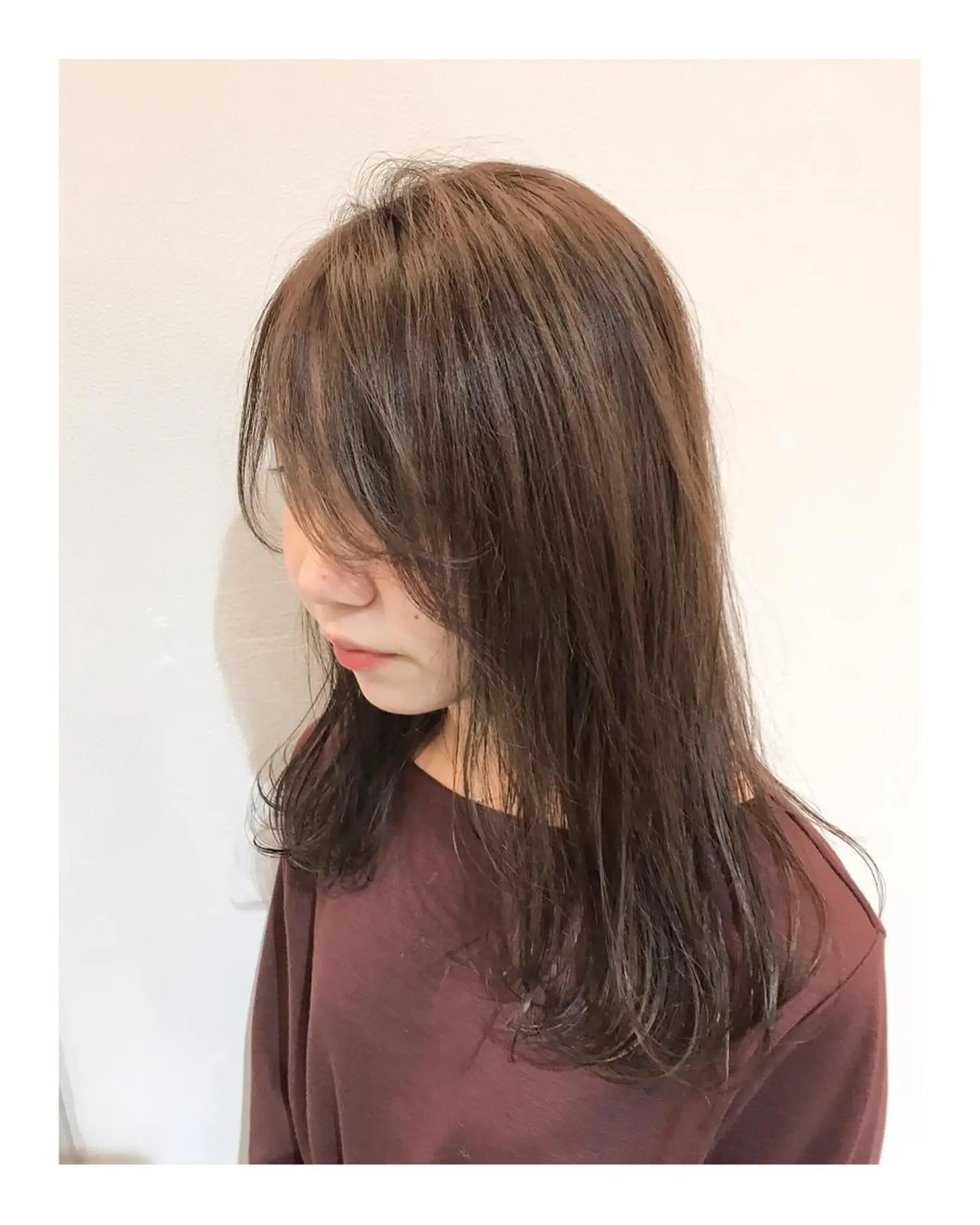 セミロング カット ヘアカラー 河田 海陽のヘアスタイル