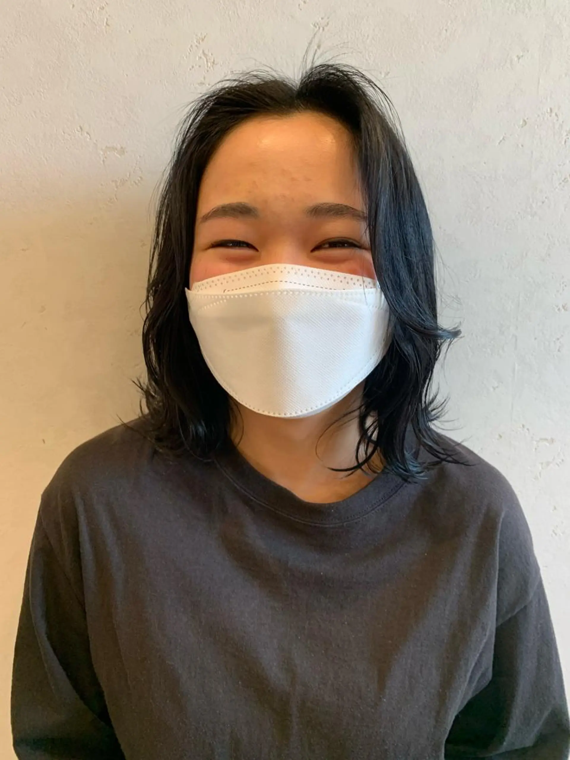 ミディアム カラー ヘアアレンジ 黒髪 ブルーカラー ブルーブラック 透明感カラー ヘアカラー ayumi🌈 インナーカラー🌈のヘアスタイル