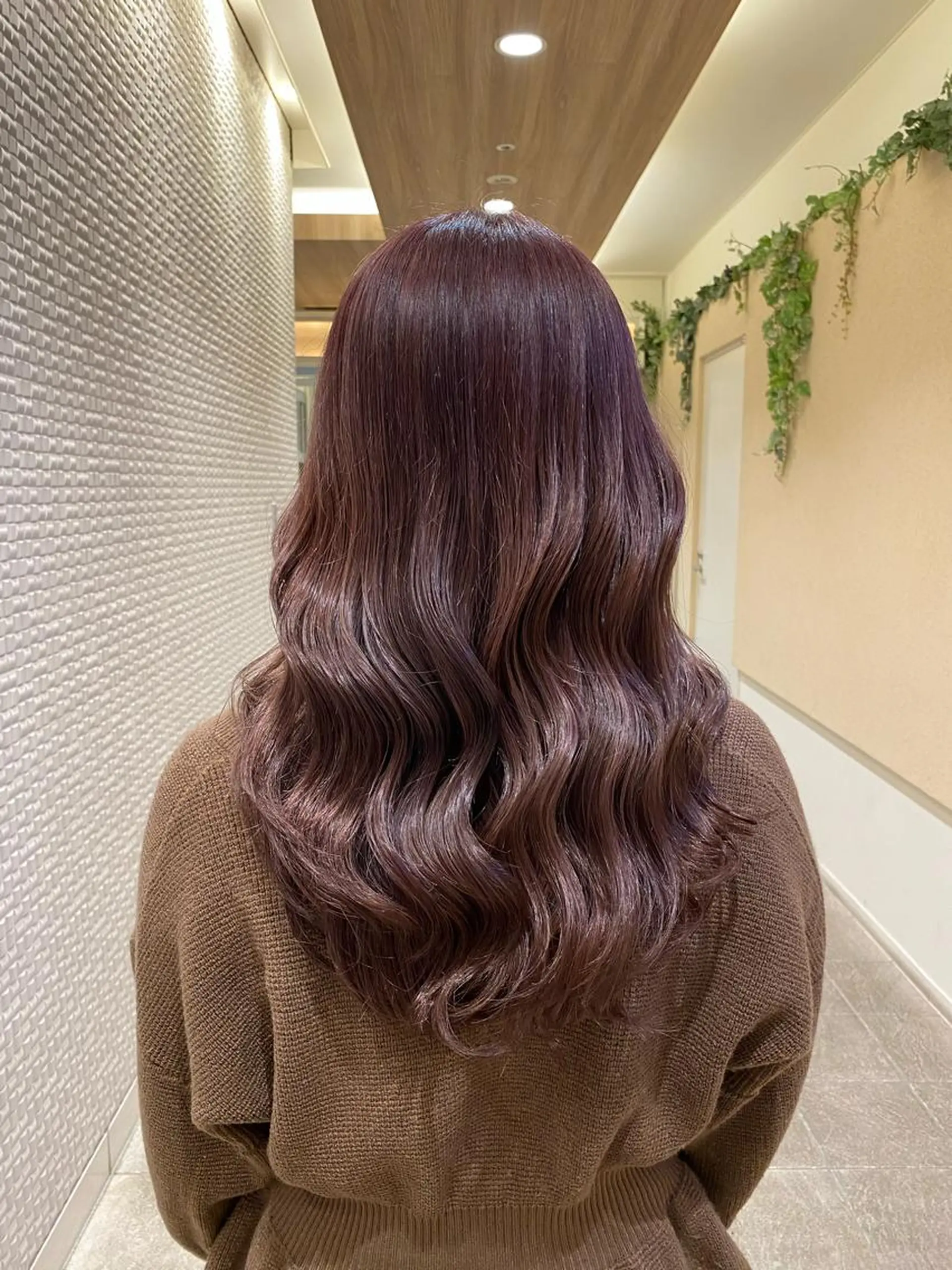 ミディアム 横川 千亜希のヘアスタイル
