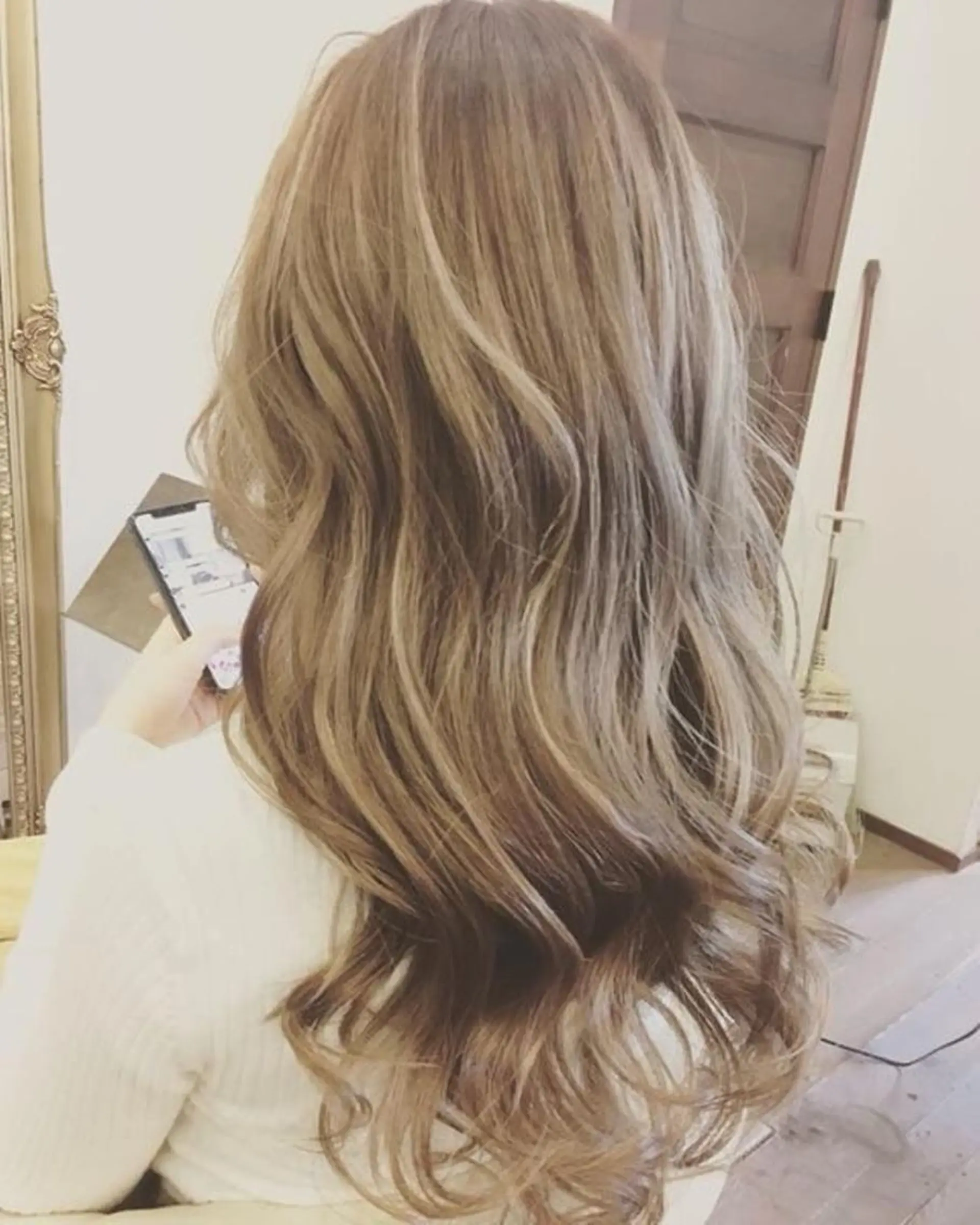 ロング ヘアカラー トリートメント 🍀Moda by Grande🍀のヘアスタイル