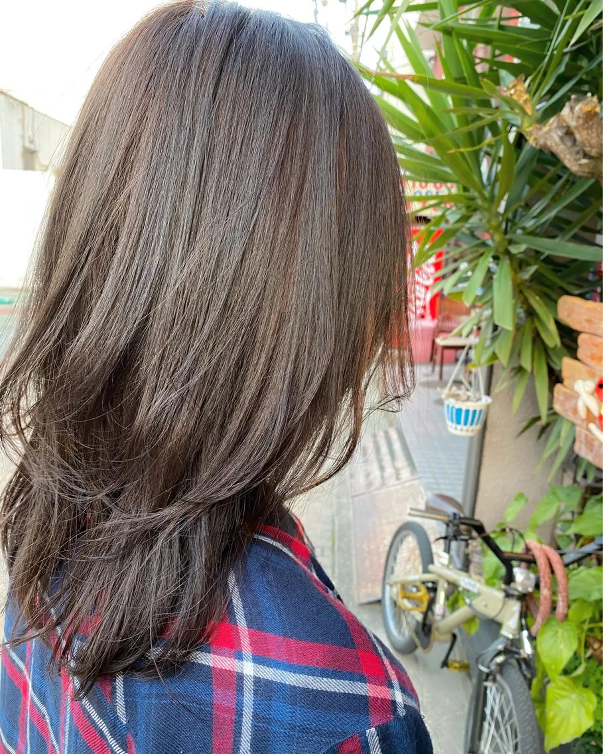 セミロング ヘアカラー トリートメント 玉木 育実のヘアスタイル