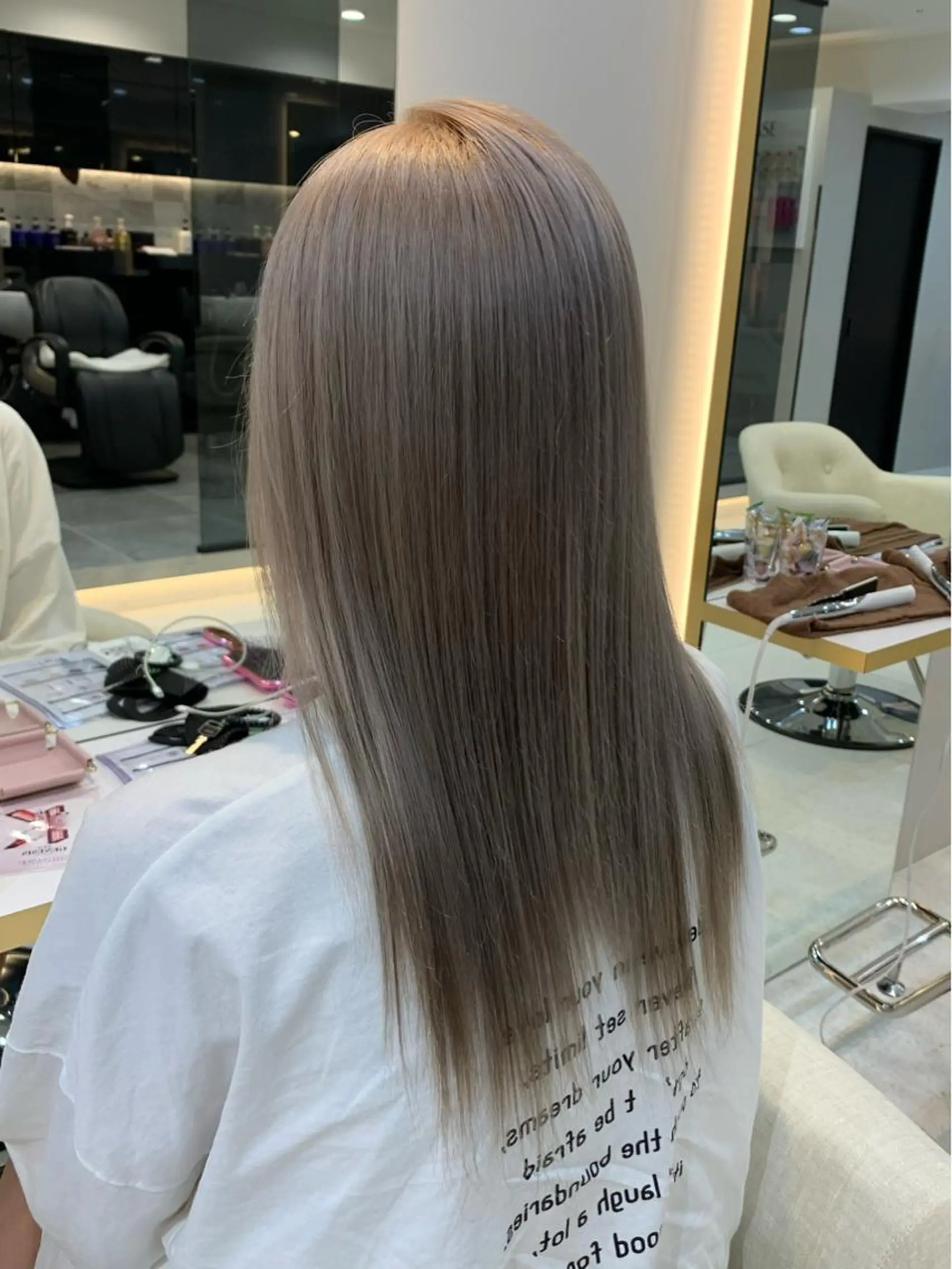 ミディアム カラー パーマ ヘアアレンジ 結婚式・ブライダル アッシュ ベージュカラー 黒髪 ブリーチ 韓国ヘア×2way 🇰🇷和知拓郎のヘアスタイル