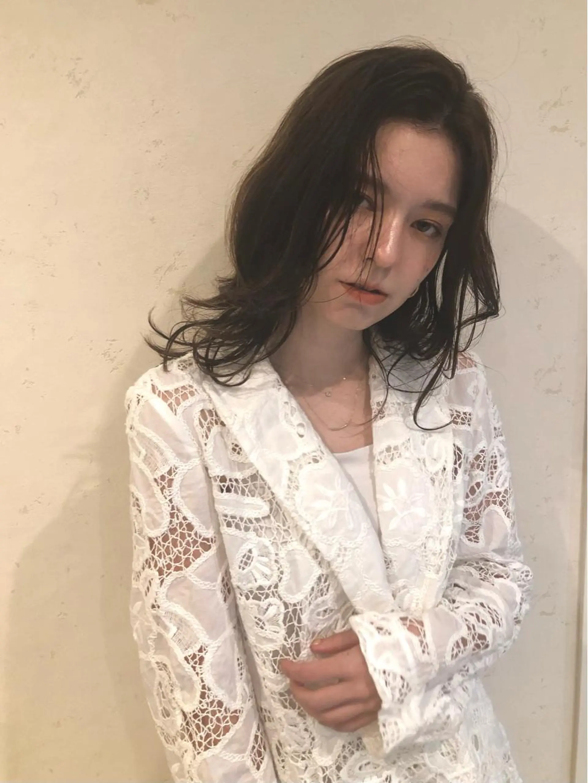 ミディアム カラー レイヤーカット カット トリートメント 透け感カラー🫧 加納トモヒロのヘアスタイル