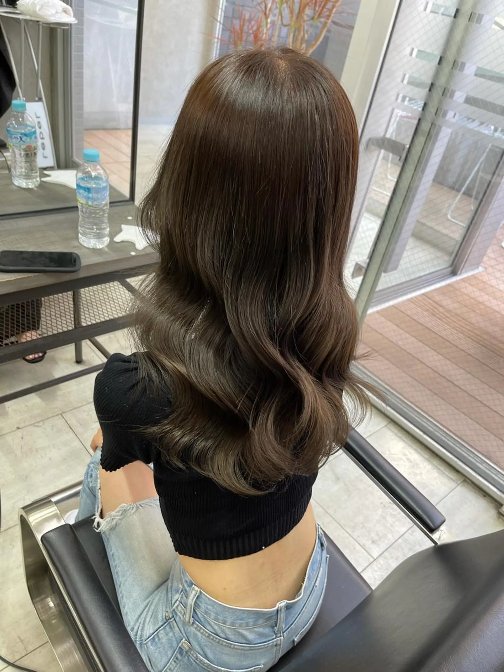 ロング カラー ブリーチ くせ毛 髪質改善 縮毛矯正 酸性ストレート Kvell&Co.所属・ハイトーン カラーのヘアスタイル