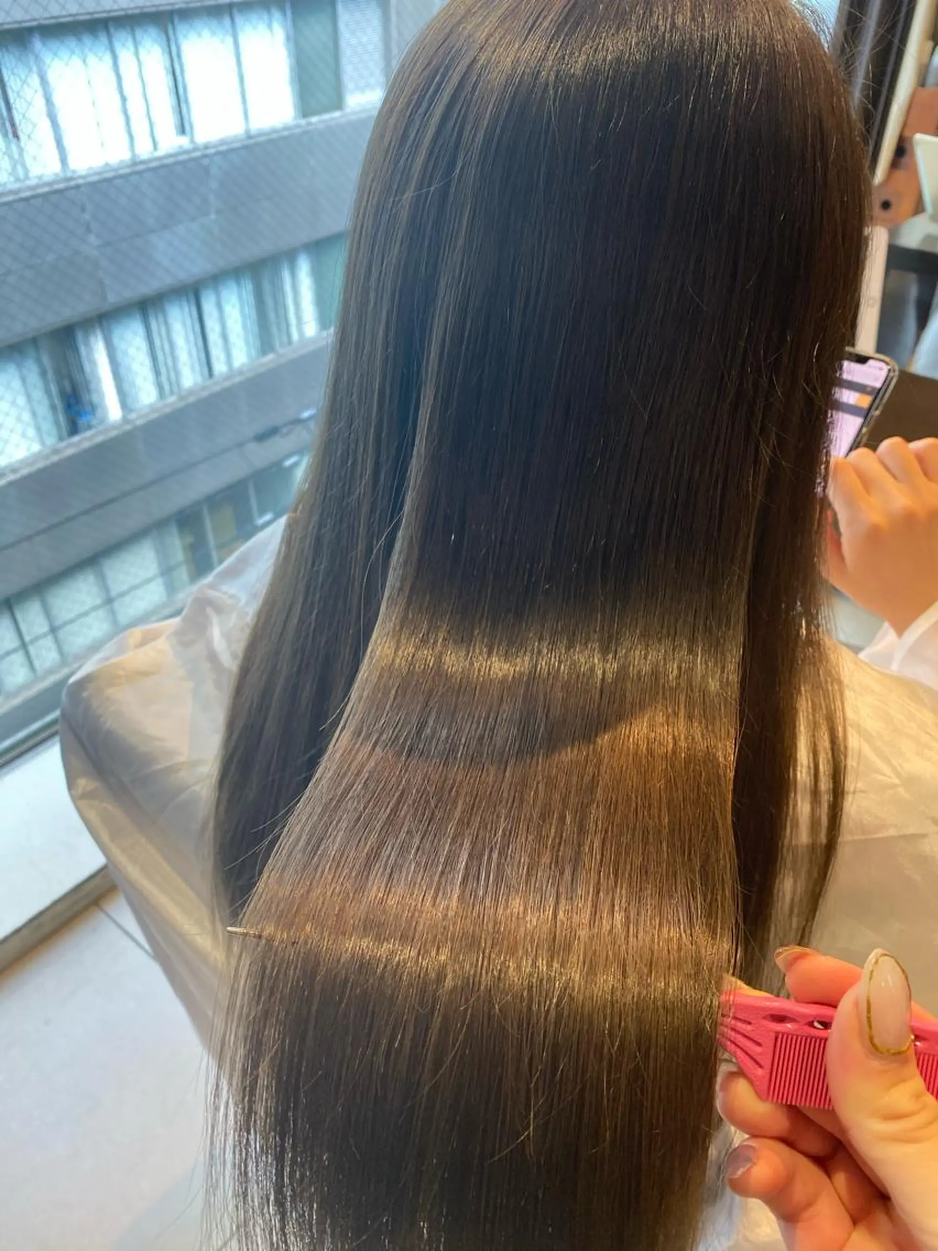 ロング 山川 玲奈のヘアスタイル