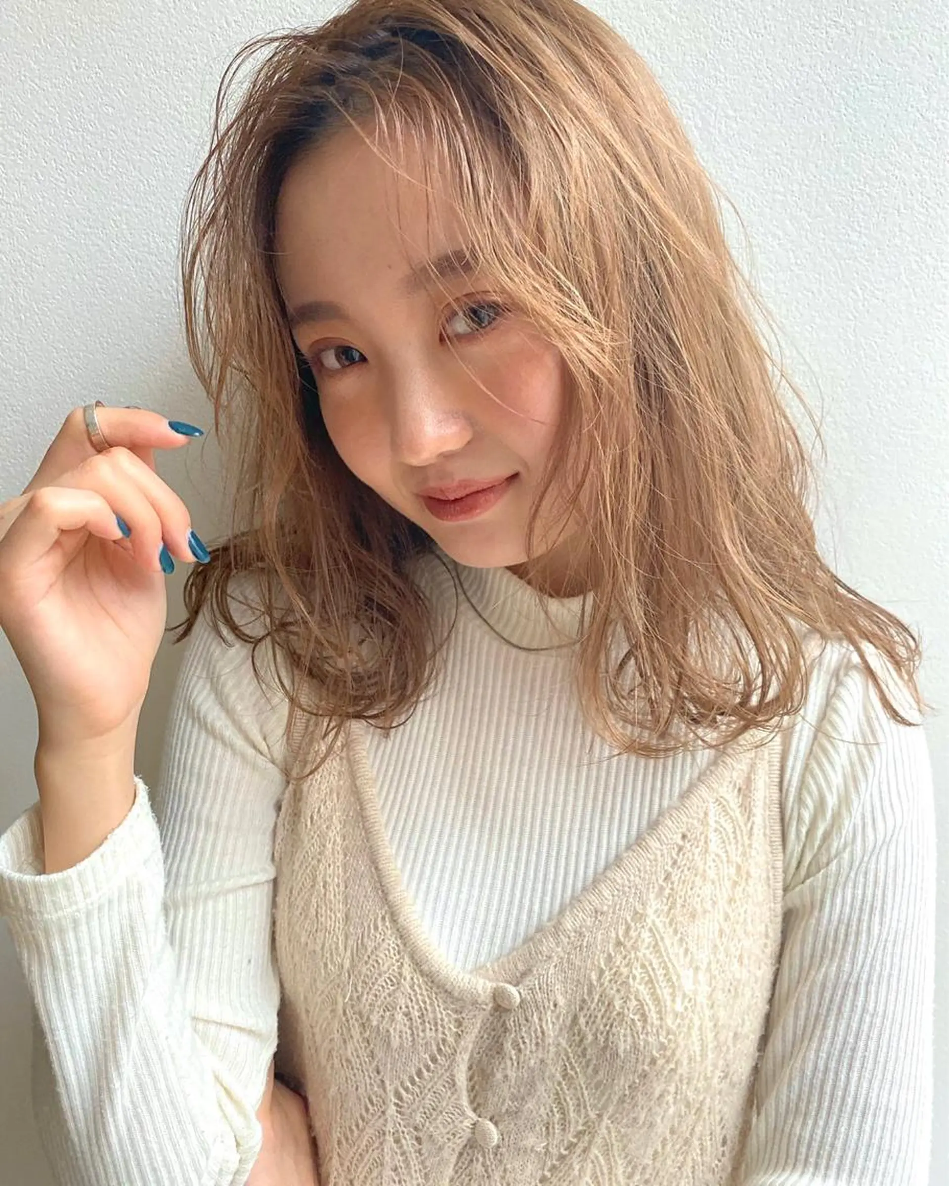 カラー yui/ layer cutのヘアスタイル