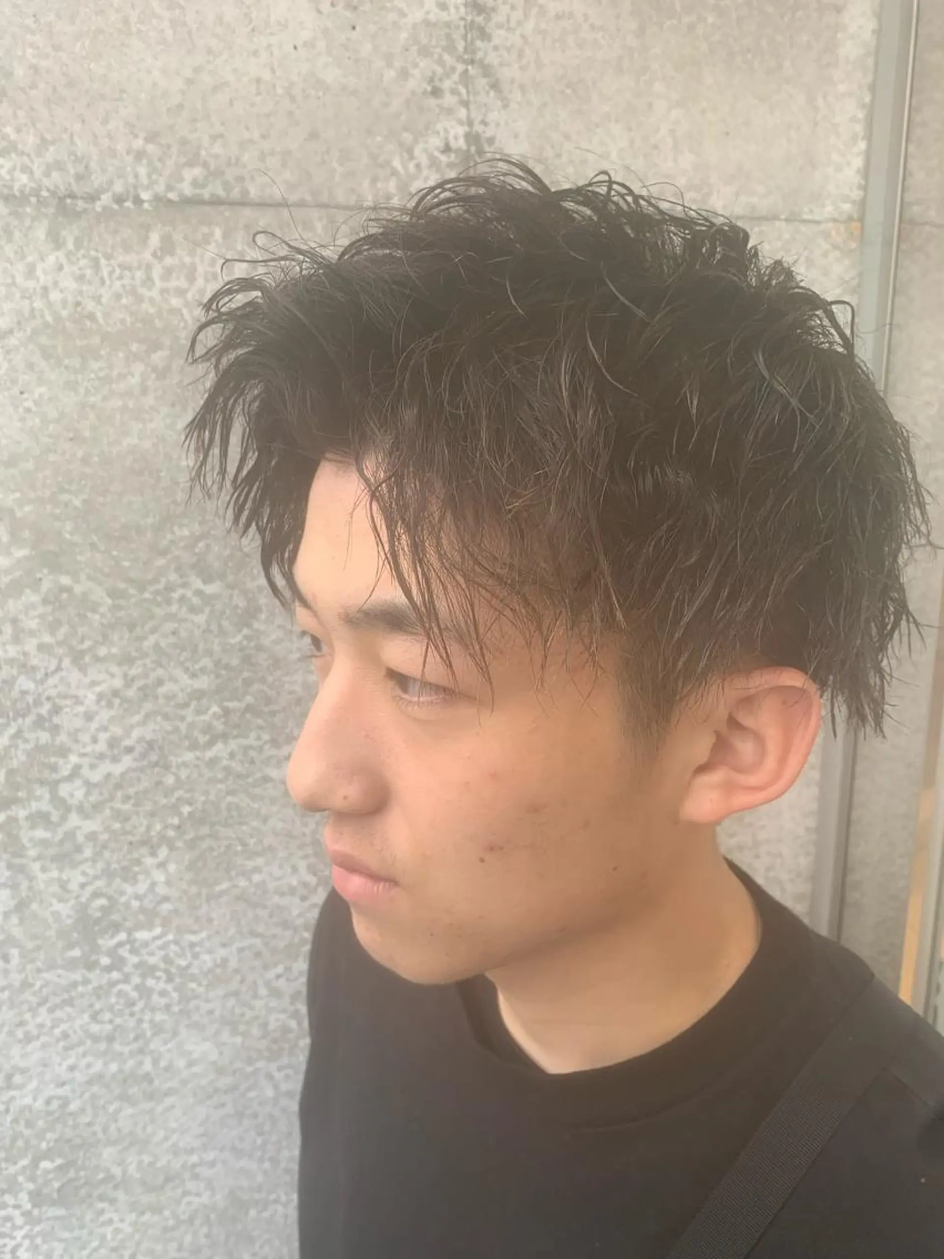ショート パーマ メンズ メンズパーマフェード シモジタカヒロのヘアスタイル
