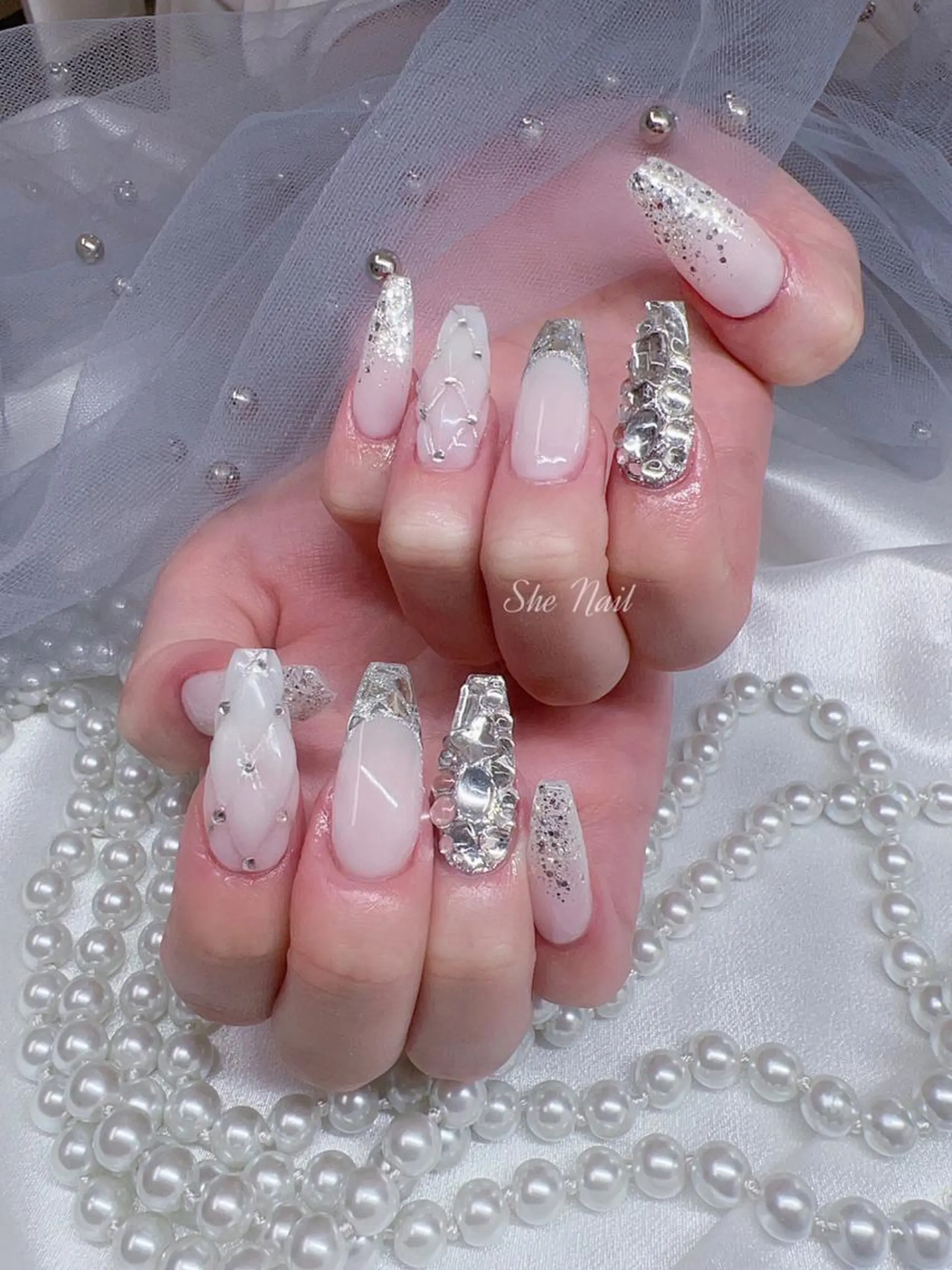 ネイル チークネイル 長さ出し フレンチネイル ガラスフレンチ 卒業式 ハンドネイル She   Nail所属・ISA_ BELLAのネイルデザイン