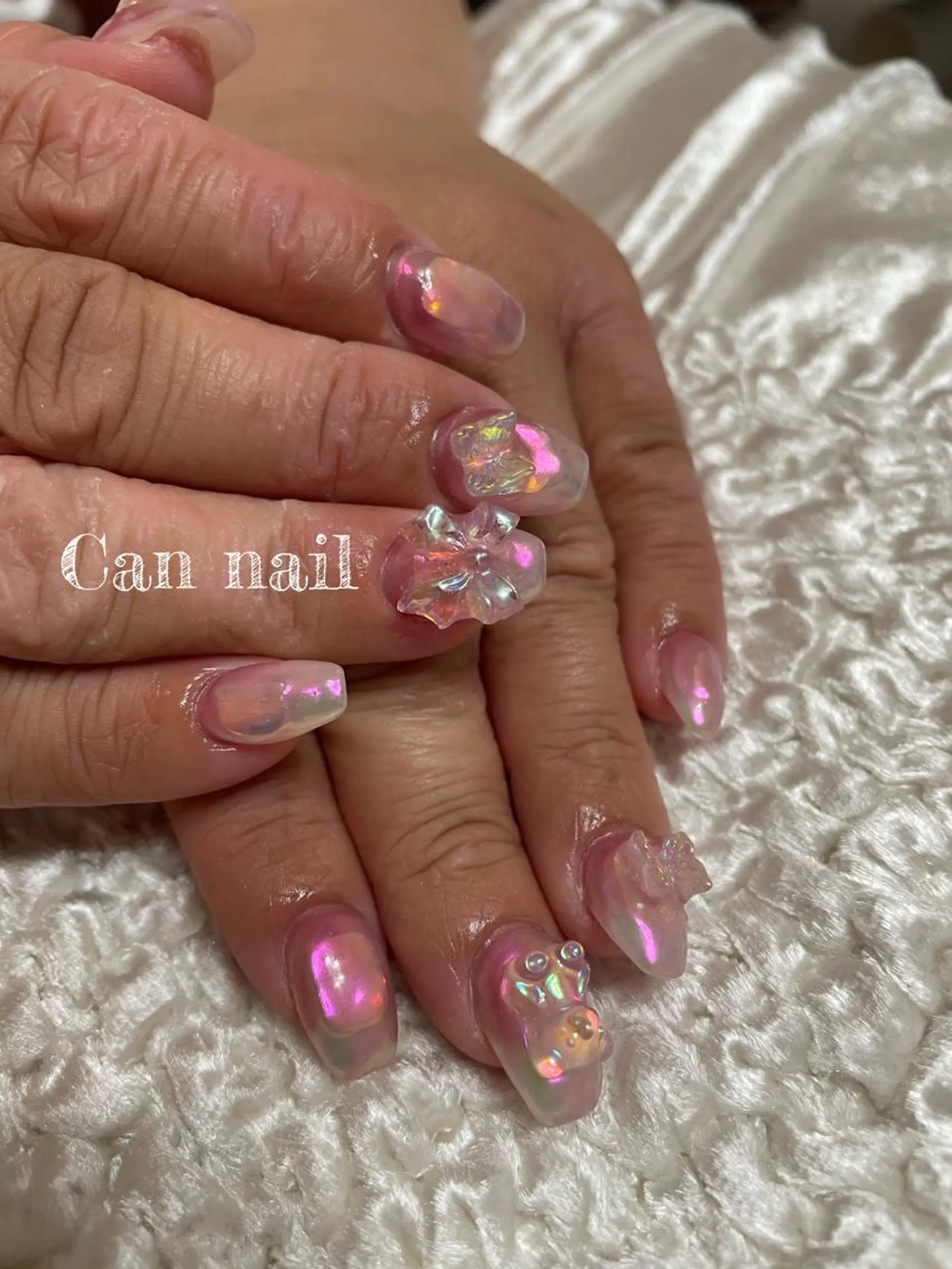 ミディアム ネイル ハンドネイル Parfum パルファンのネイルデザイン