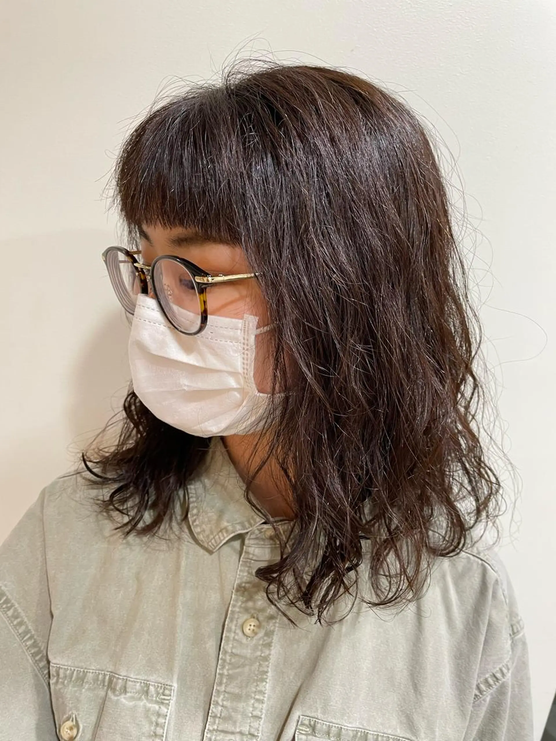 ミディアム パーマ カット パーマ トリートメント レイヤー／似合わせ TAKUYAのヘアスタイル