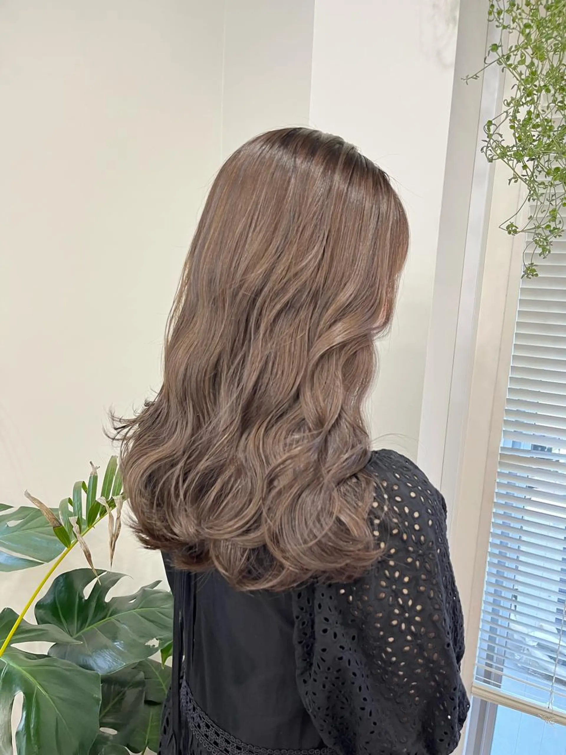セミロング カラー ヘアアレンジ 成人式 結婚式・ブライダル ベージュカラー 入学式 卒業式のヘアスタイル ヘアカラー トリートメント HIROKO / 透明感暖色カラー🎀のヘアスタイル
