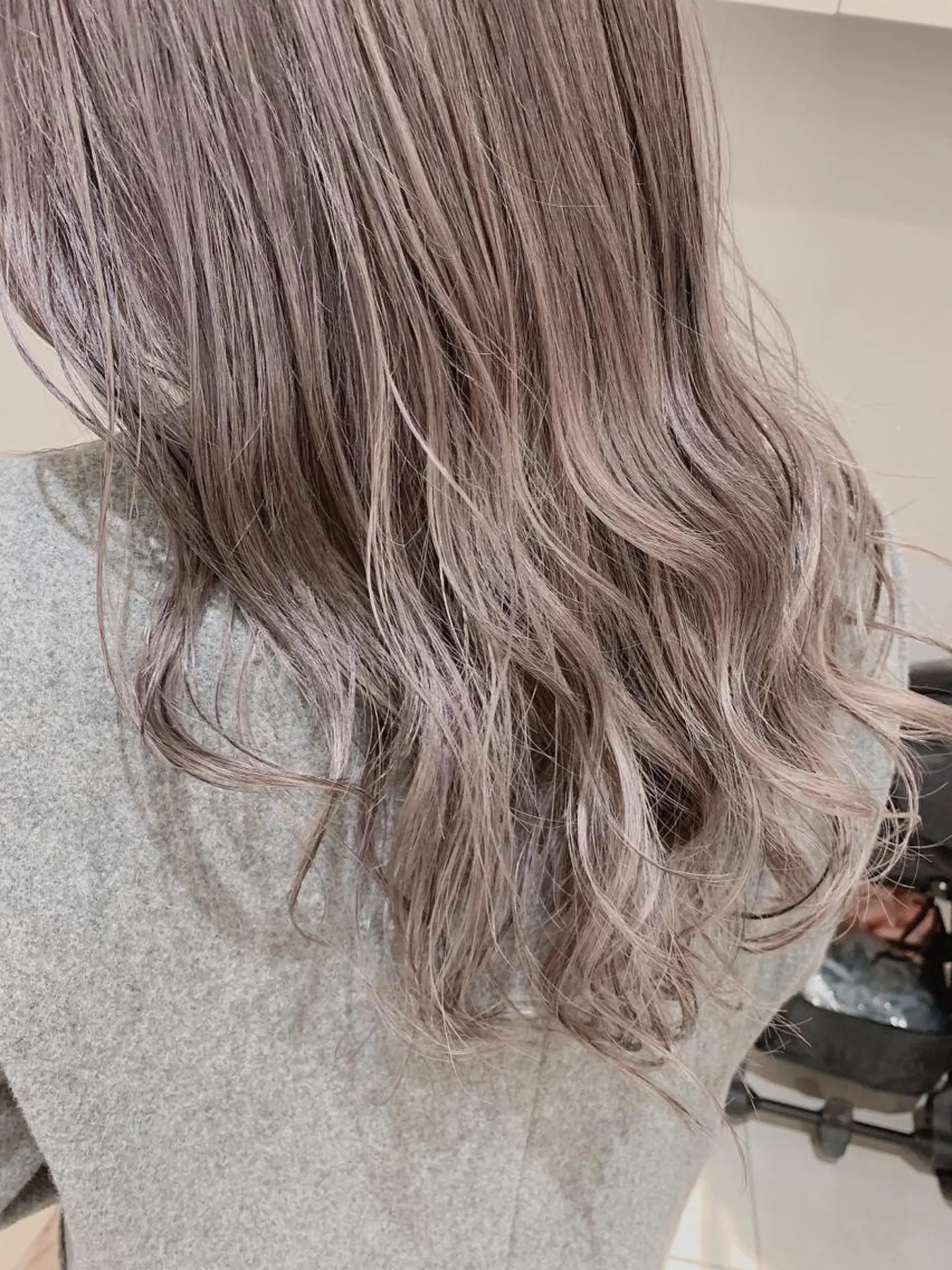 セミロング カラー パープルカラー ヘアカラー トリートメント 🦖鶴岡香純🦖 産休中のヘアスタイル