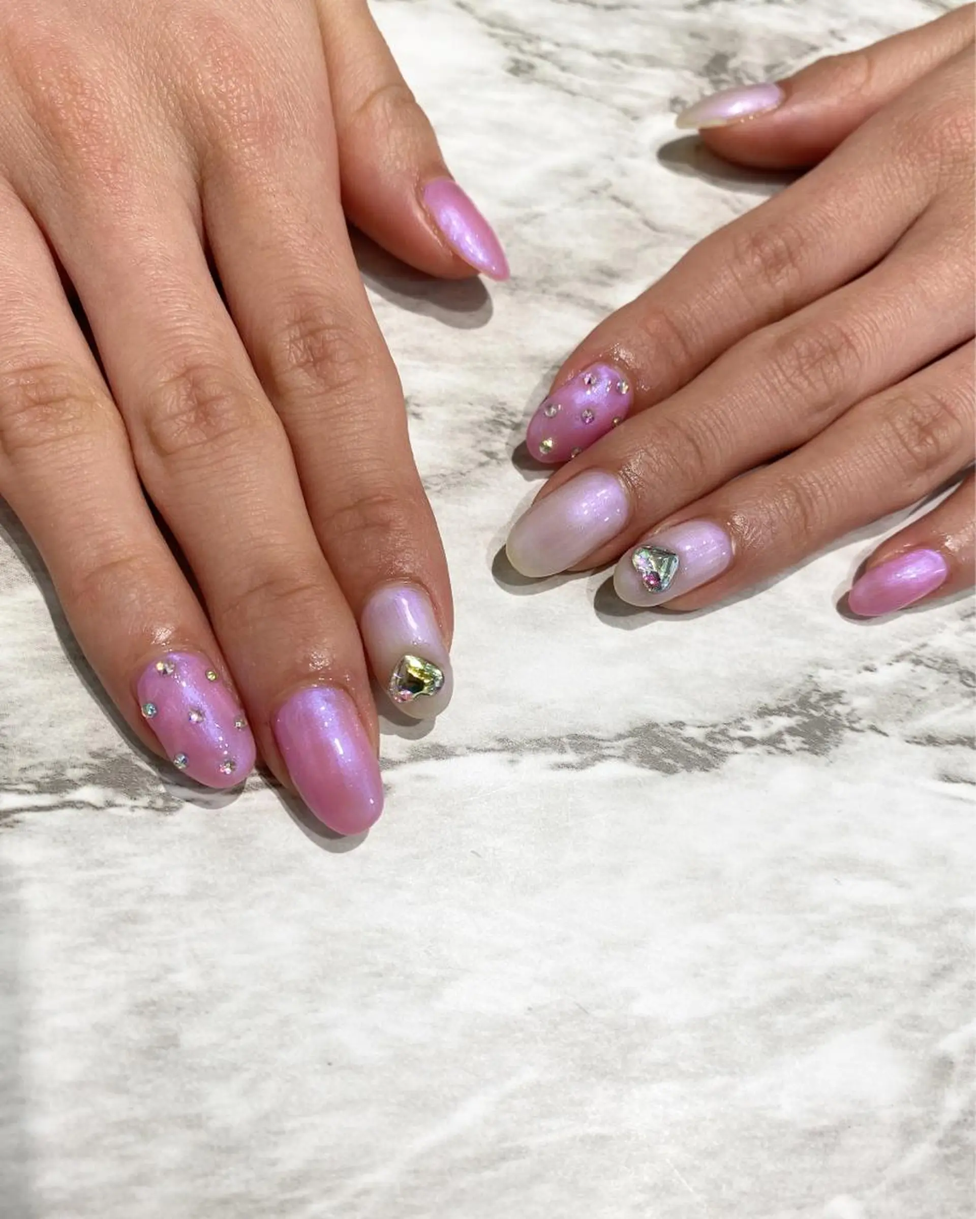 ネイル 氷ネイル・うるうるネイル ハンドネイル フットネイル ハンドケア nail salon  AlgeTy所属・✴︎:.｡. MAKI.｡.:✴︎のネイルデザイン