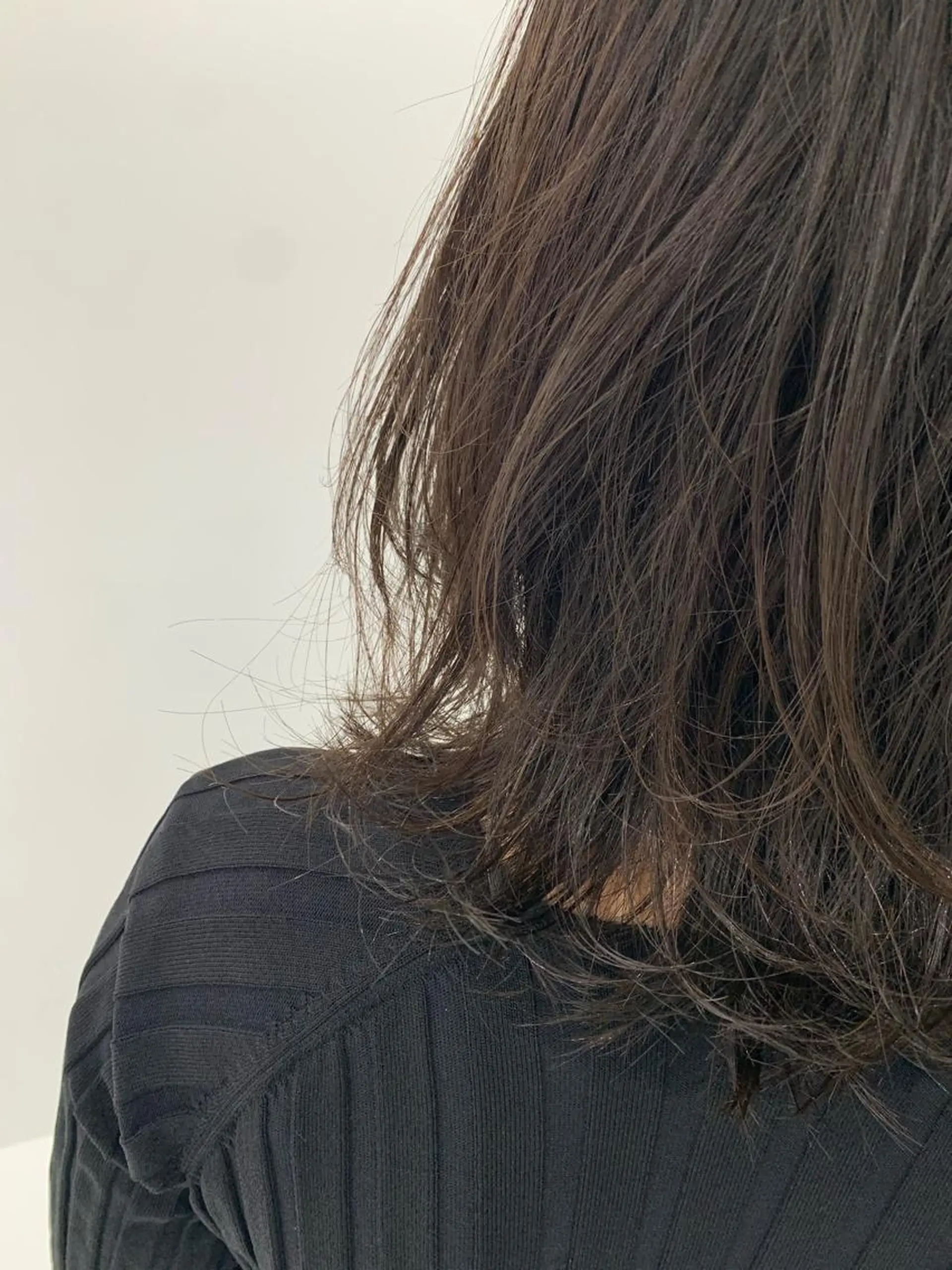 セミロング カラー ヘアカラー TAKUMI .のヘアスタイル