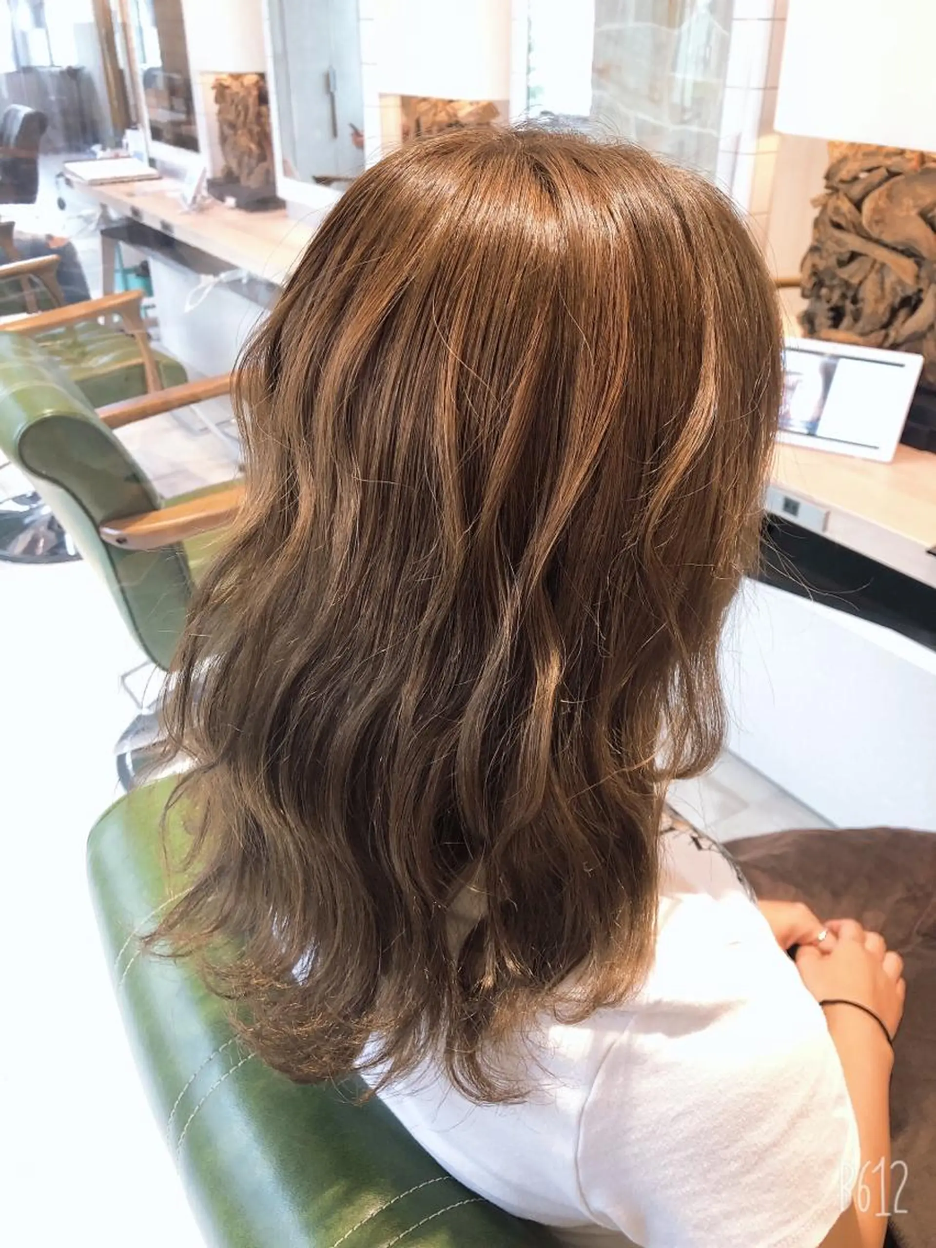 セミロング カラー ブリーチ EARTH志木/佐藤 氷河のヘアスタイル