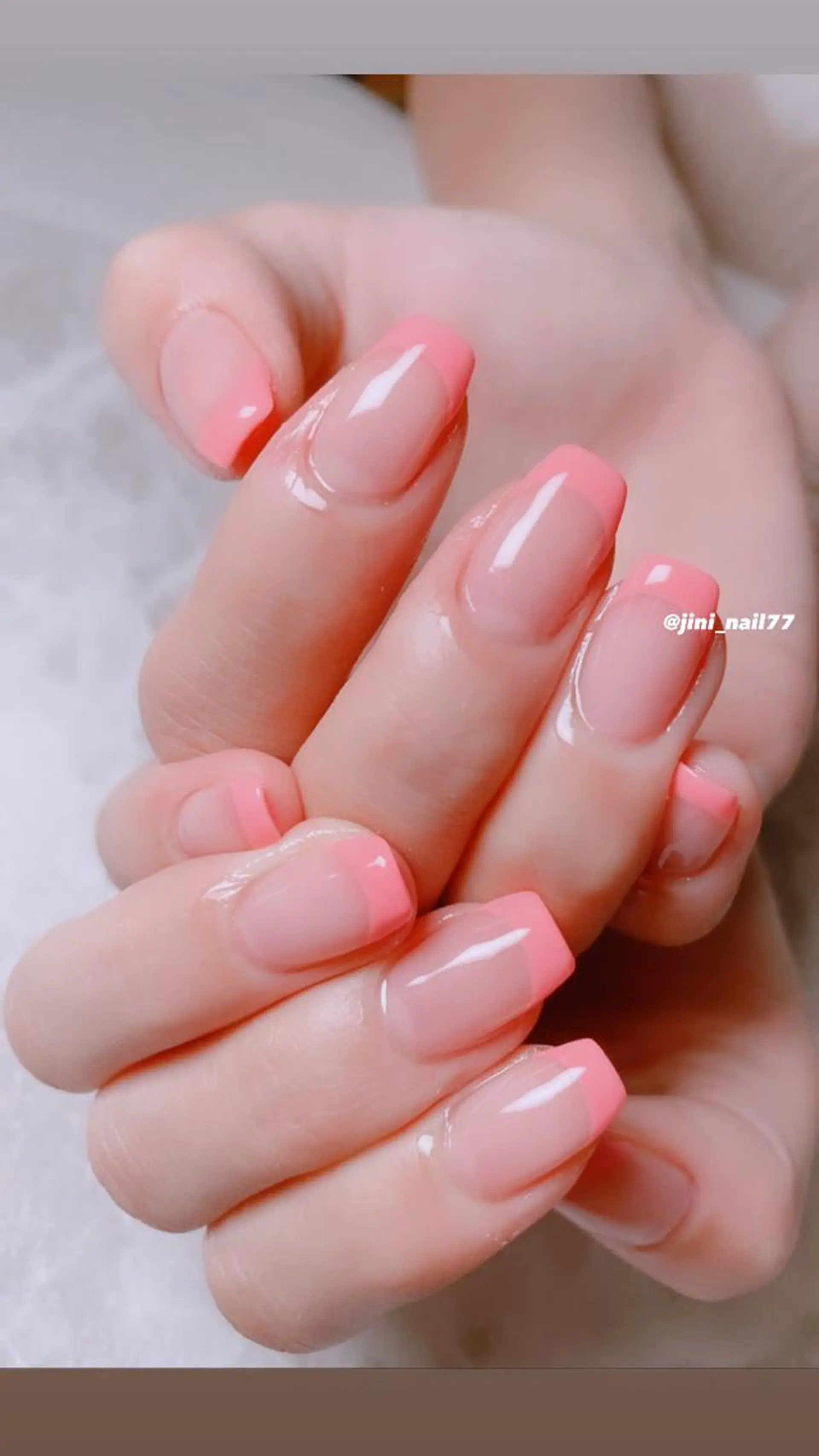 ネイル ハンドネイル JINI NAIL所属・ジニ ネイルのネイルデザイン