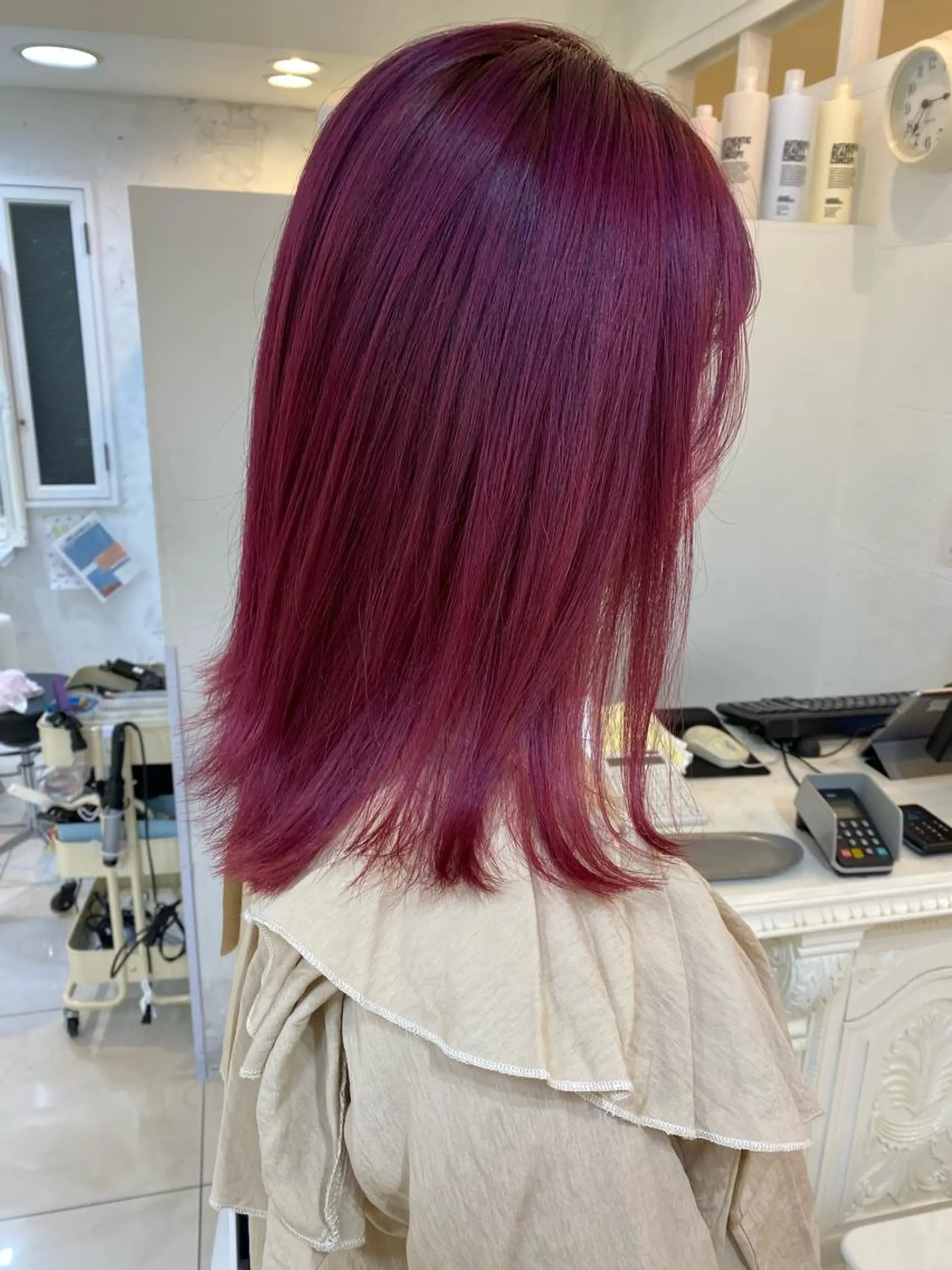 ミディアム カラー ヘアアレンジ マツエク・マツパ アイブロウ カシス ピンクカラー 眉カラー カラーマツエク Noah's　Ark所属・透明感カラー🫧ヘア セット🫧松本菜月の眉毛・アイブロウイメージ