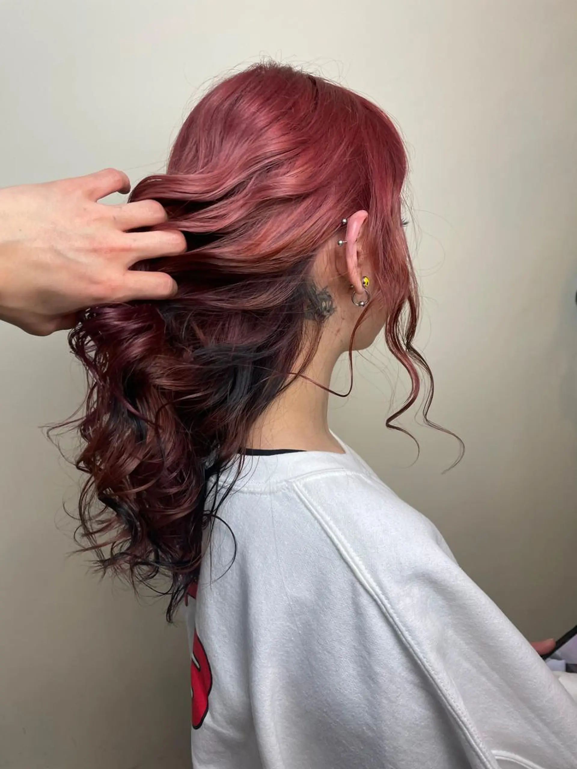ロング カラー 編み込みエクステ プルエクステ シールエクステ バレイヤージュ ブリーチ カット ヘアカラー WEST OLAND加藤圭介のヘアスタイル