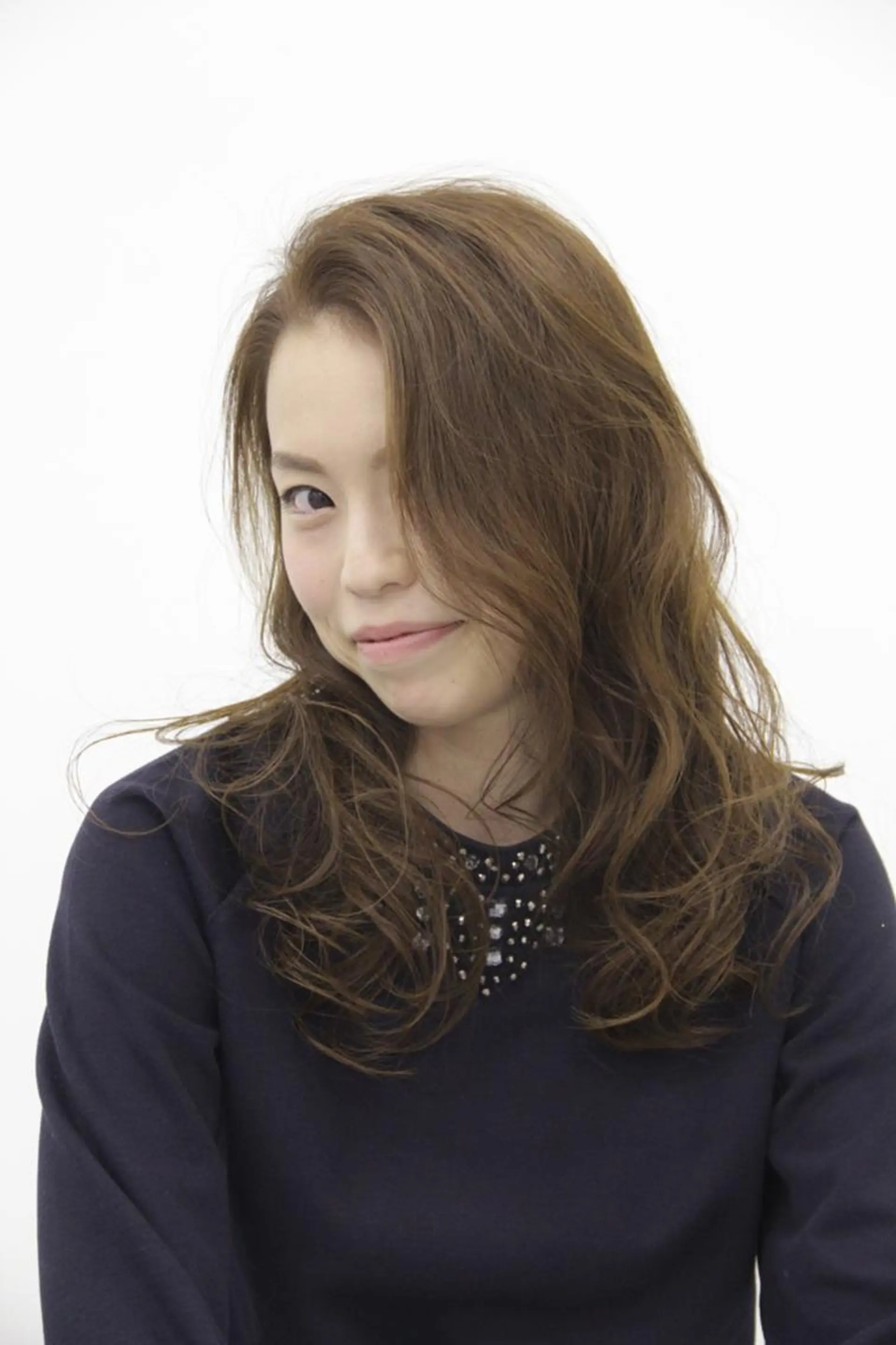 ミディアム カラー パーマ ヘアアレンジ メンズ キッズ ネイル マツエク・マツパ 吉岡 三四朗のヘアスタイル