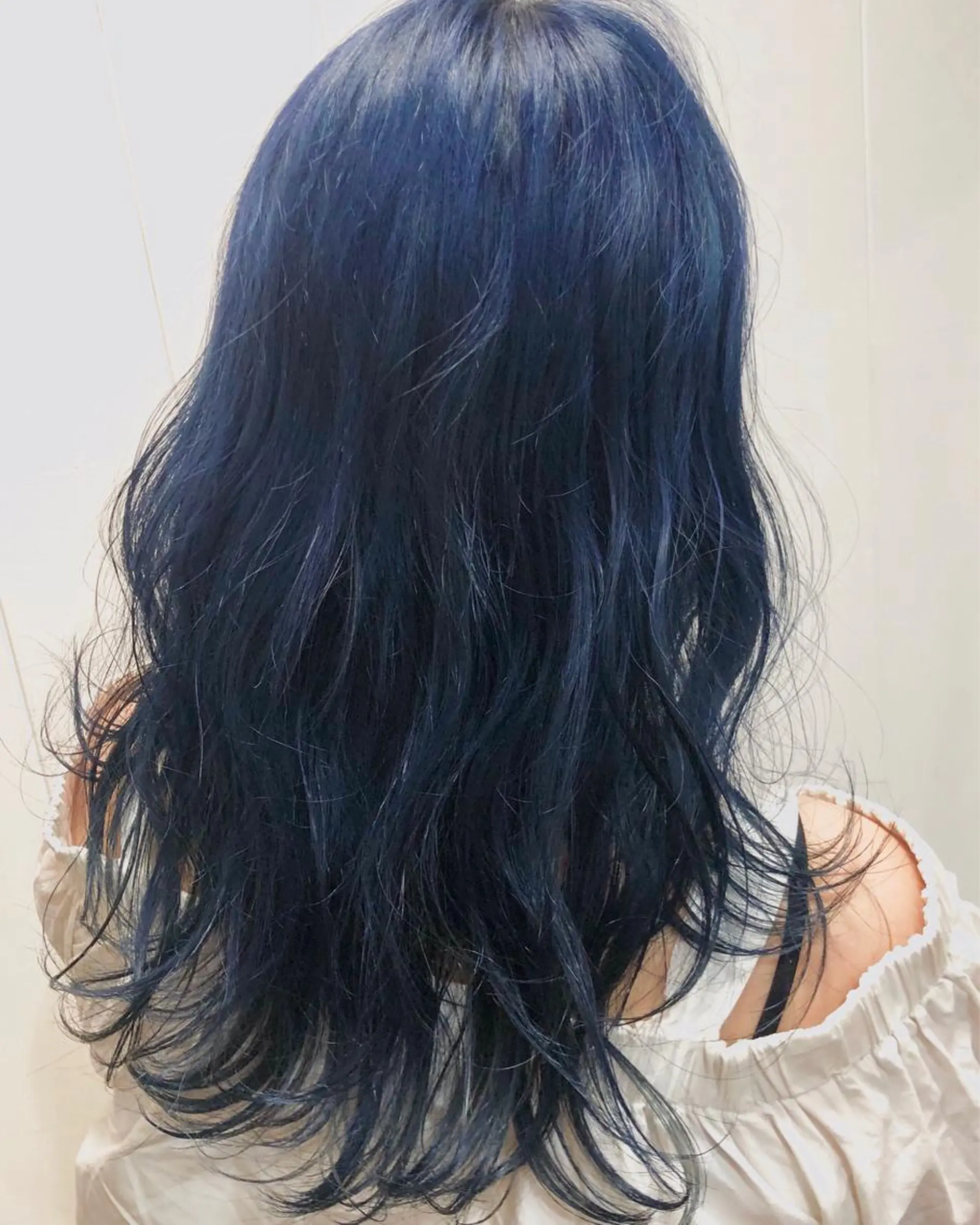 セミロング カラー ブルーカラー OPShair　ANELLO所属・ショート/レイヤー/ ボブ/縮毛矯正のヘアスタイル