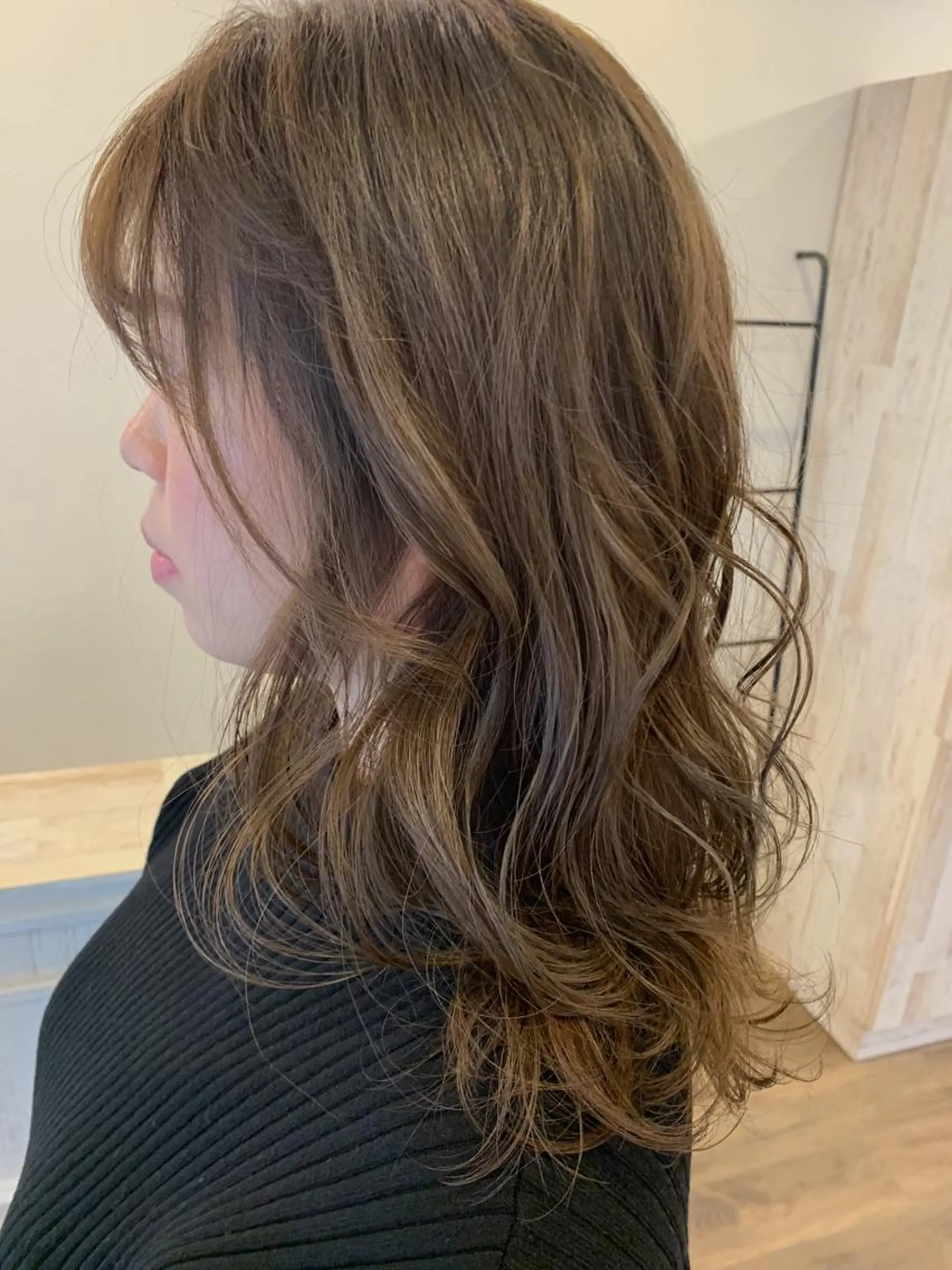 セミロング ハイライト ヘアカラー m ā l o.🌷 サカモトマイコのヘアスタイル