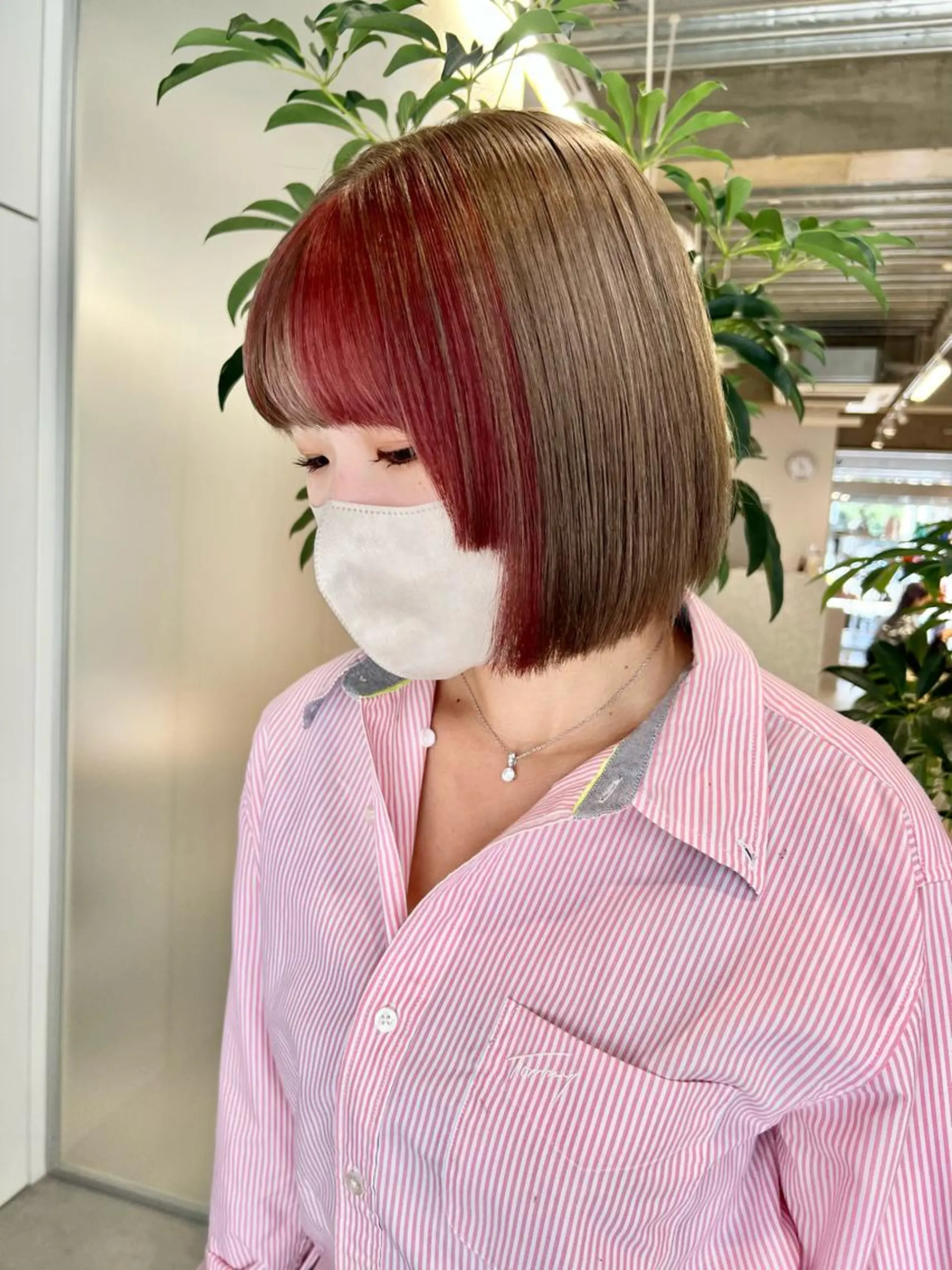 ショート カラー Oasisgarden所属・レイヤー/ブリーチ MOMOのヘアスタイル