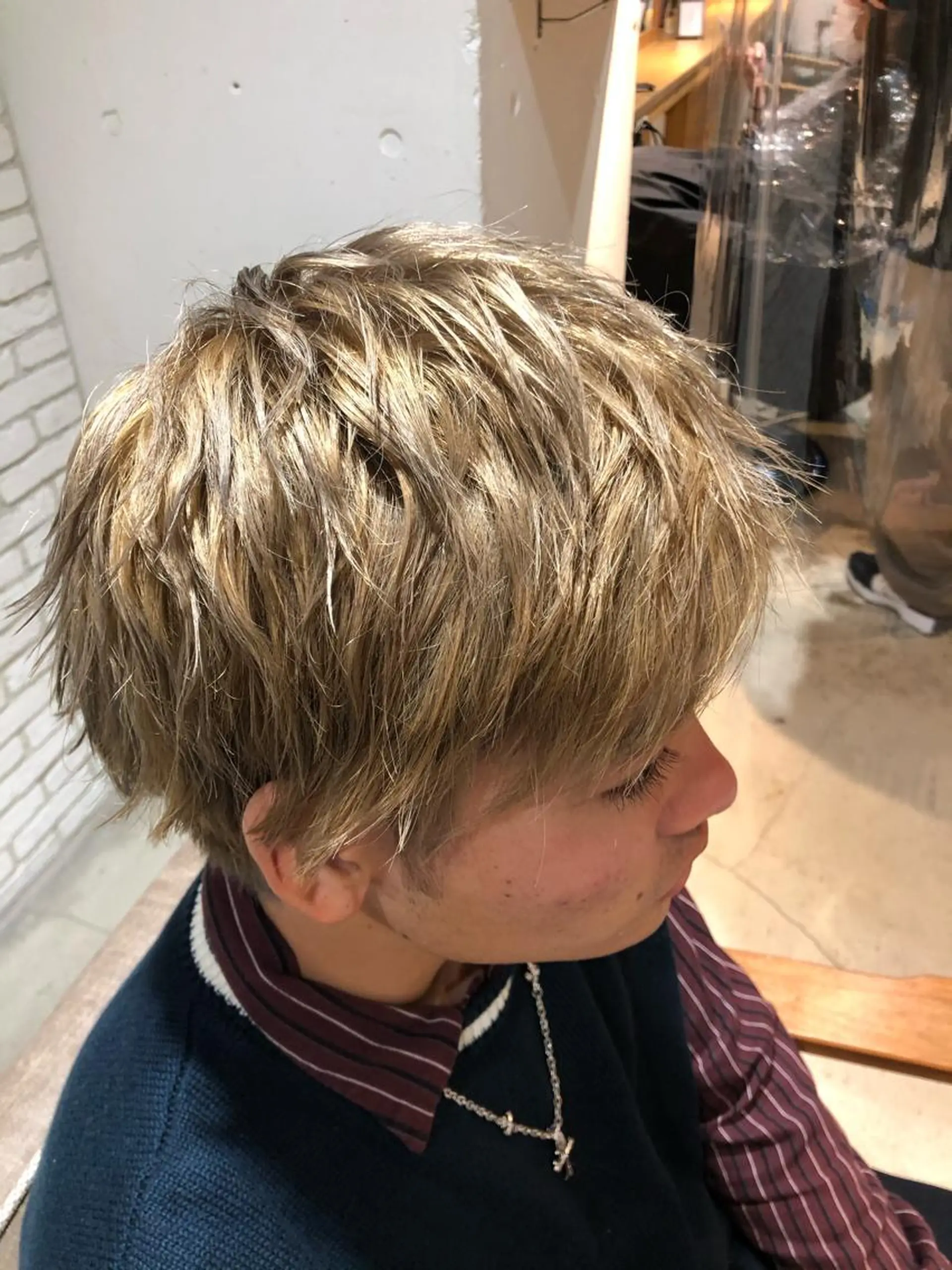 ショート ショートヘア ヘアカラー トリートメント 新宿韓国風レイヤー カット内田智大のヘアスタイル