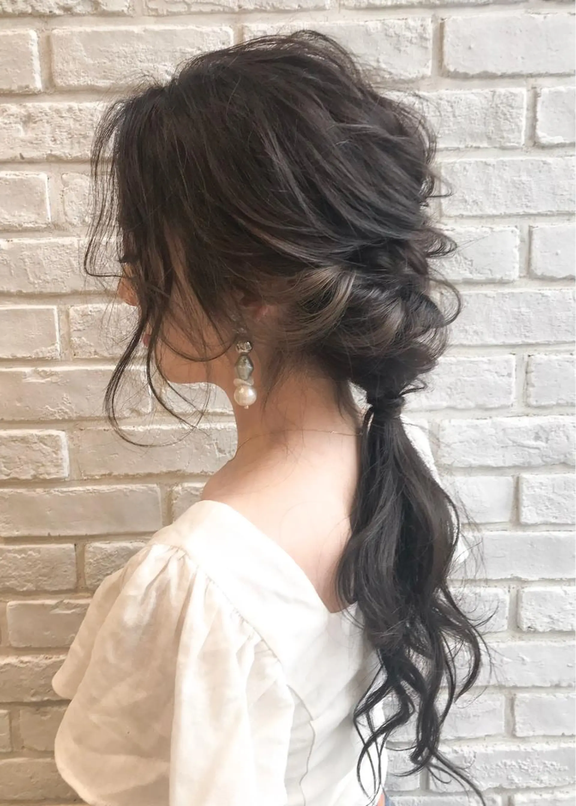 ロング カラー ヘアアレンジ イヤリングカラー グレージュ ハイライトカラー ハイライト 小野 かなこのヘアスタイル
