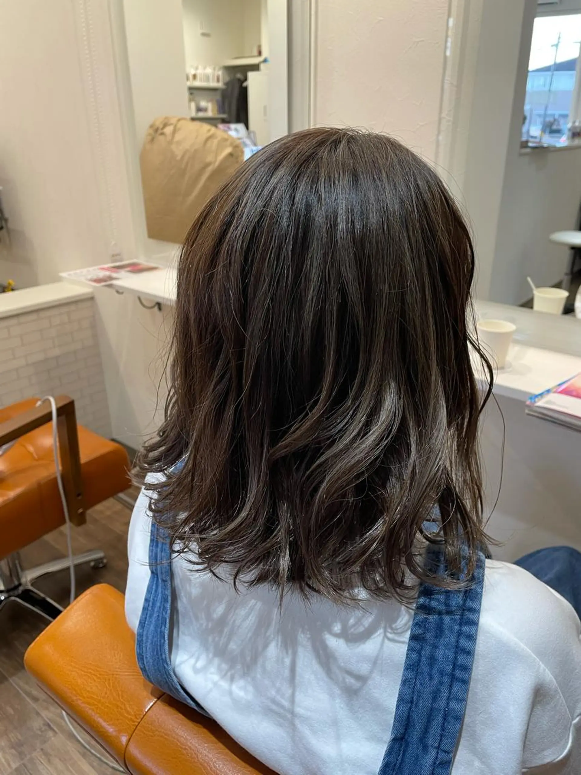 カラー ハイライトカラー HairandRelaxation Jinn所属・高崎 絵里子のヘアスタイル
