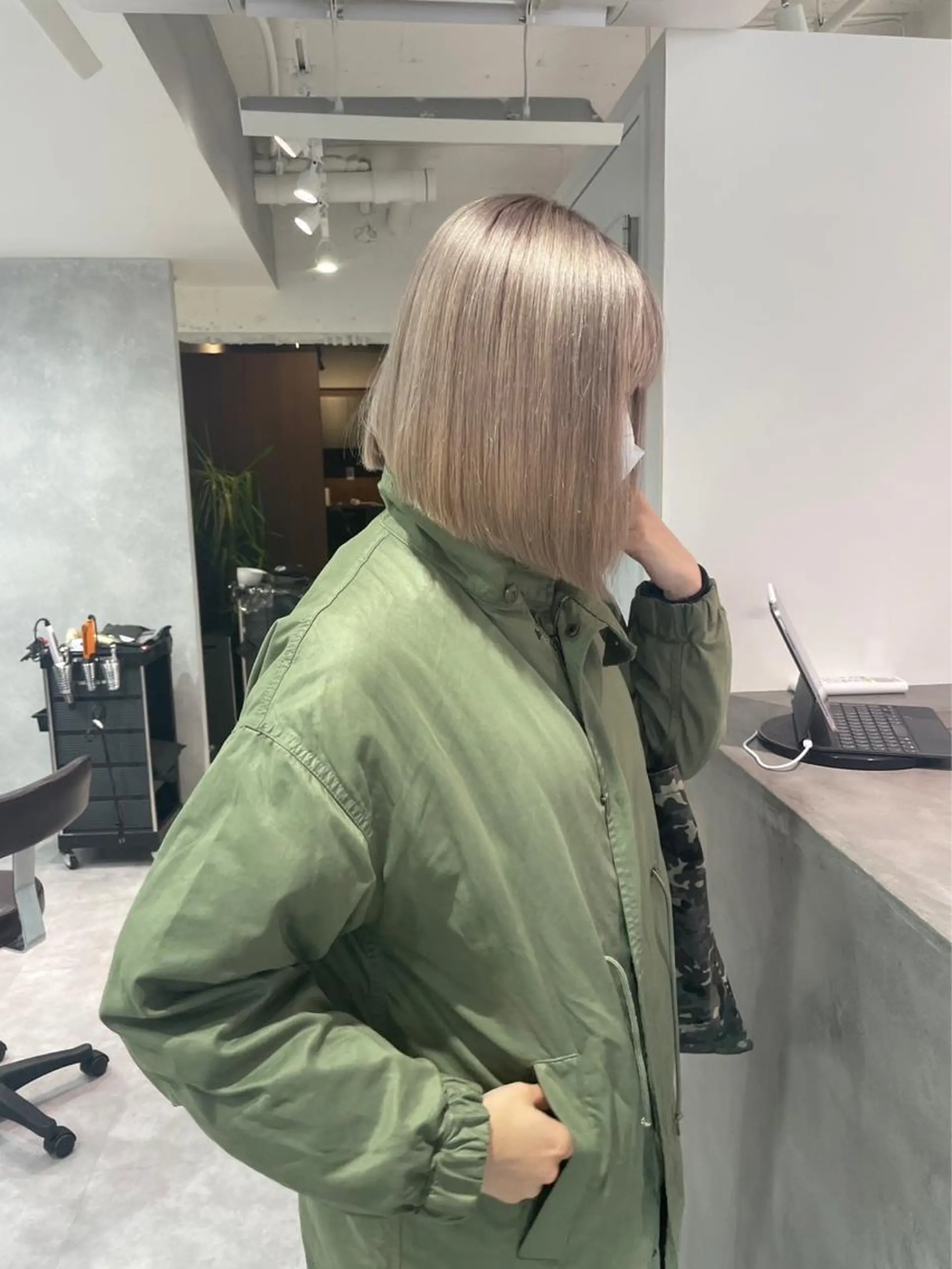 ショート カラー ヘアカラー LUANA/千種 さなのヘアスタイル