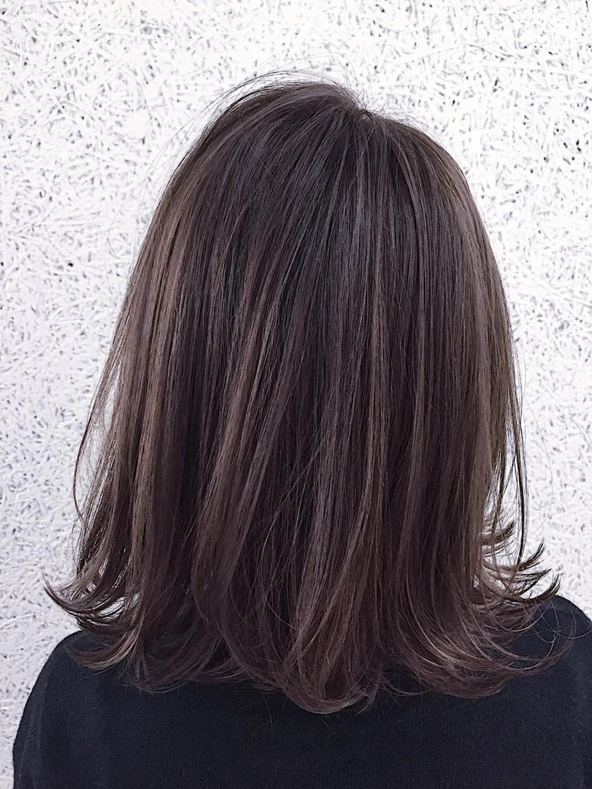 ミディアム カラー パーマ ヘアアレンジ アッシュ ベージュカラー ブリーチ 透明感カラー デザインカラー ✨ハイクオリティ✨ 山本香也のヘアスタイル