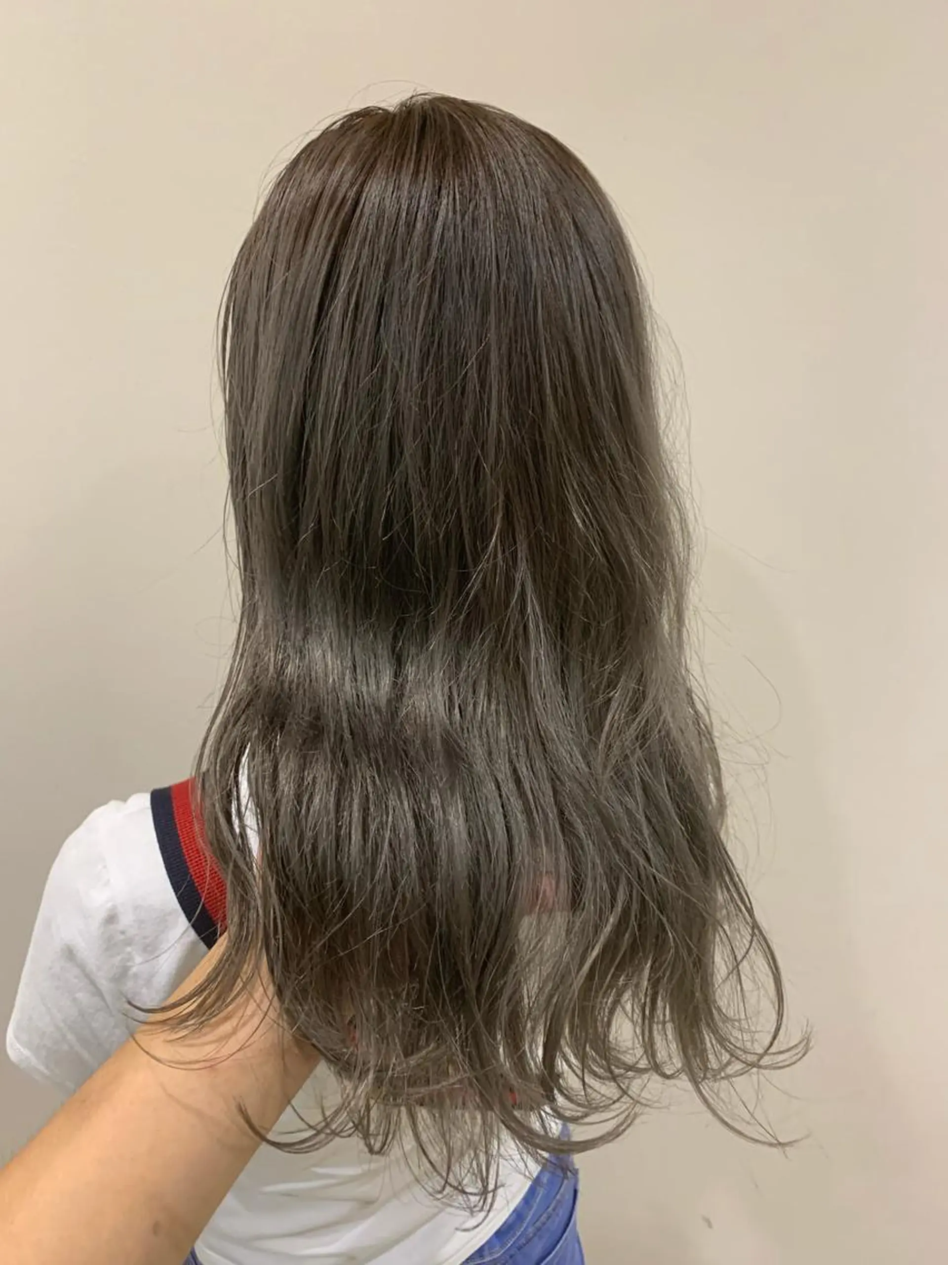 セミロング ヘアカラー トリートメント ヘッドスパ ヘアセット 山口 竣也のヘアスタイル