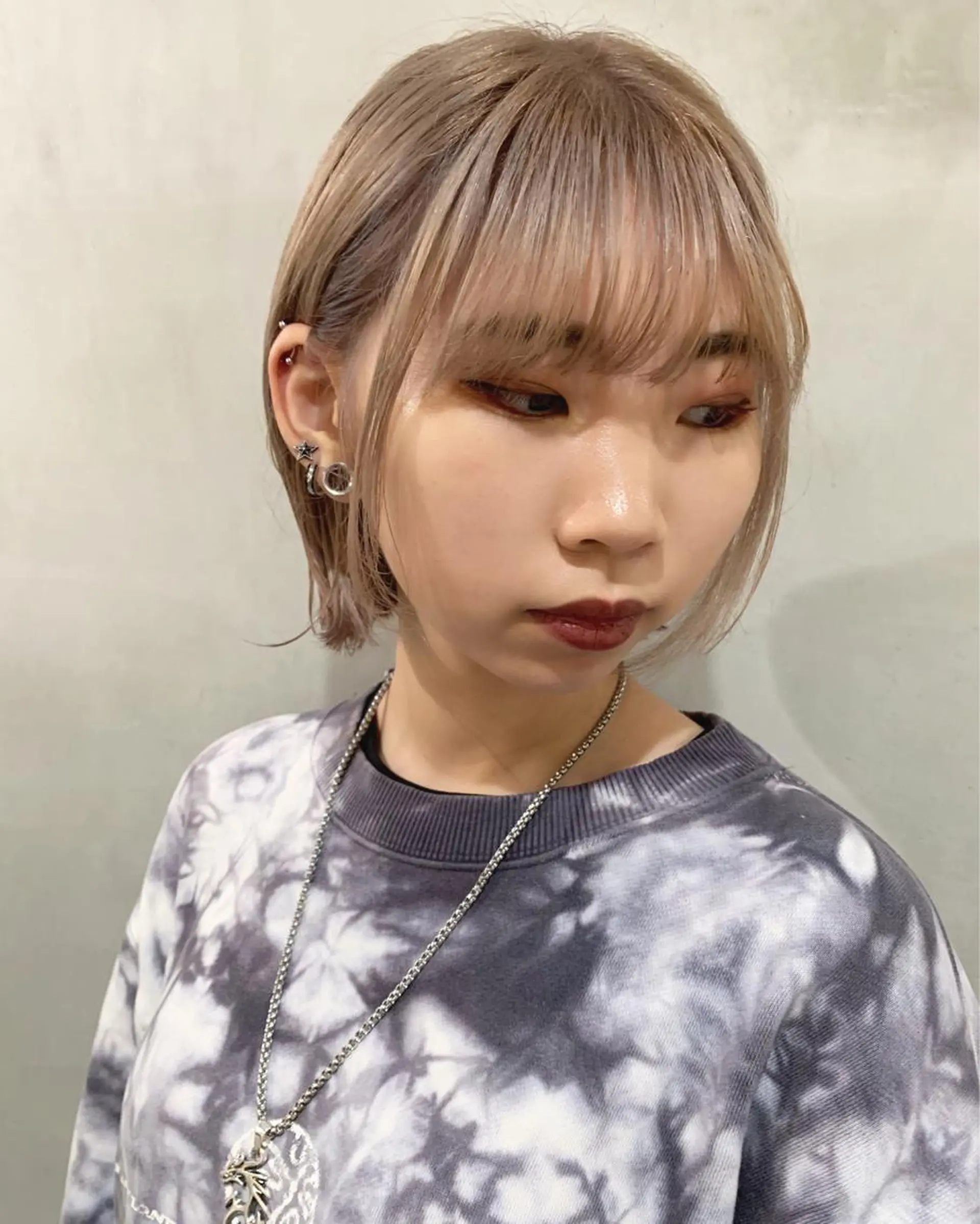 ショート カラー ウルフカット ヘアカラー トリートメント 優 作のヘアスタイル