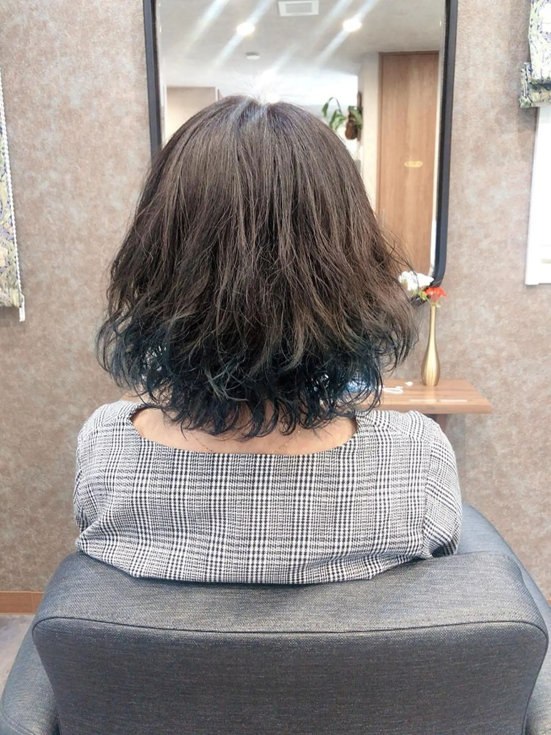 カラー ブリーチ 野咲き 美容室のマツエク・マツパデザイン