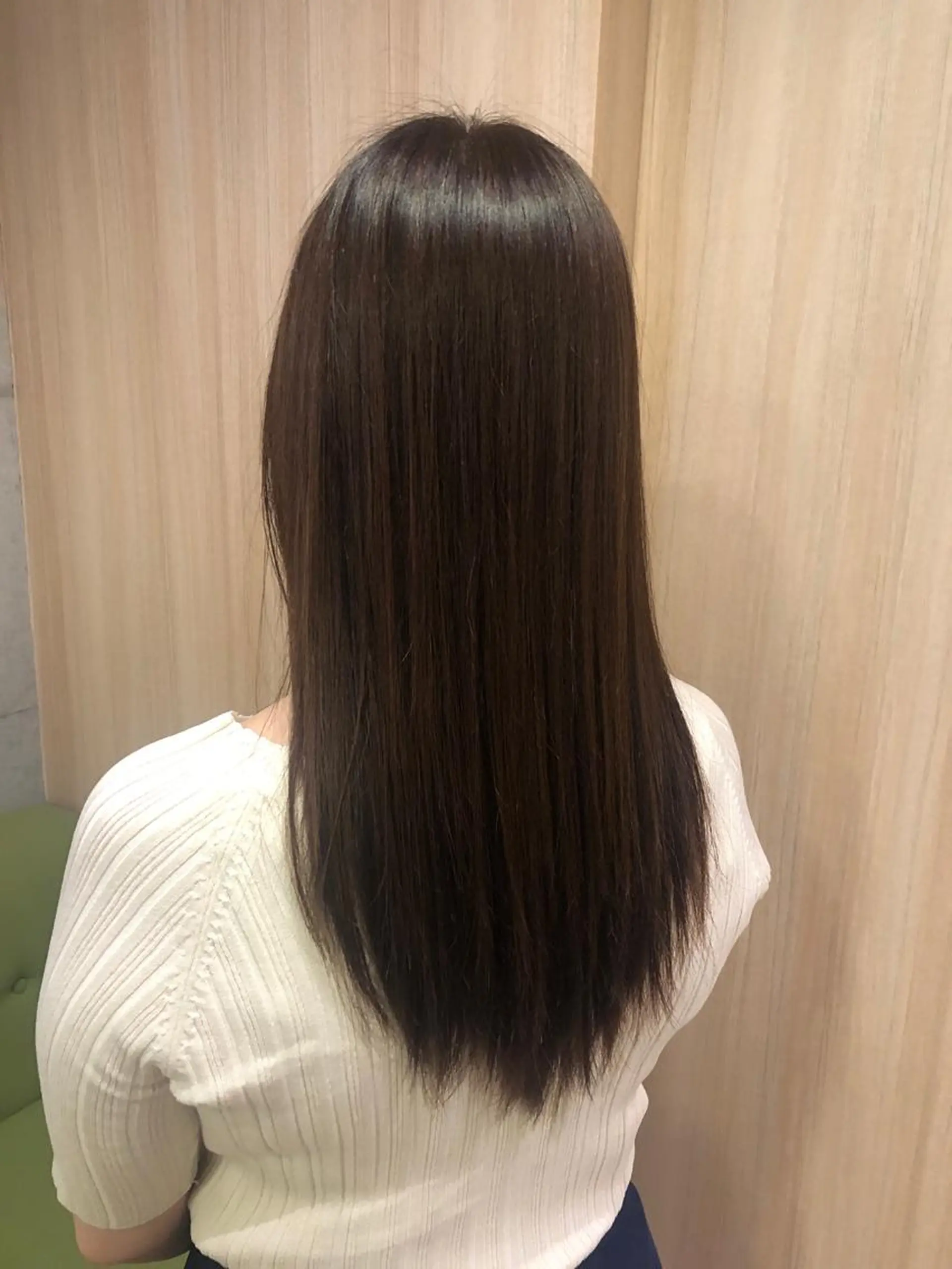 セミロング カラー 人気のレイヤーカット TAROのヘアスタイル