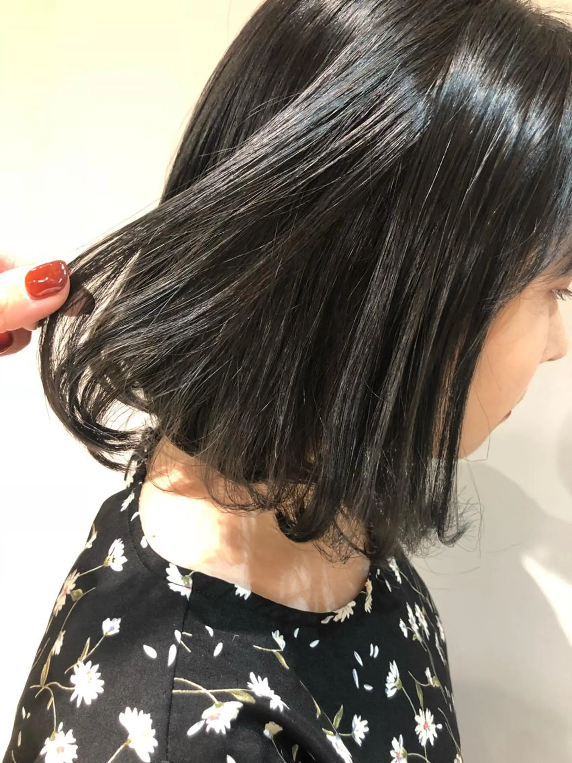 ショート カラー ヘアアレンジ ダークグレー ダークグレージュ グレージュ カット ヘアカラー トリートメント scene.池袋所属・scene. haraのヘアスタイル
