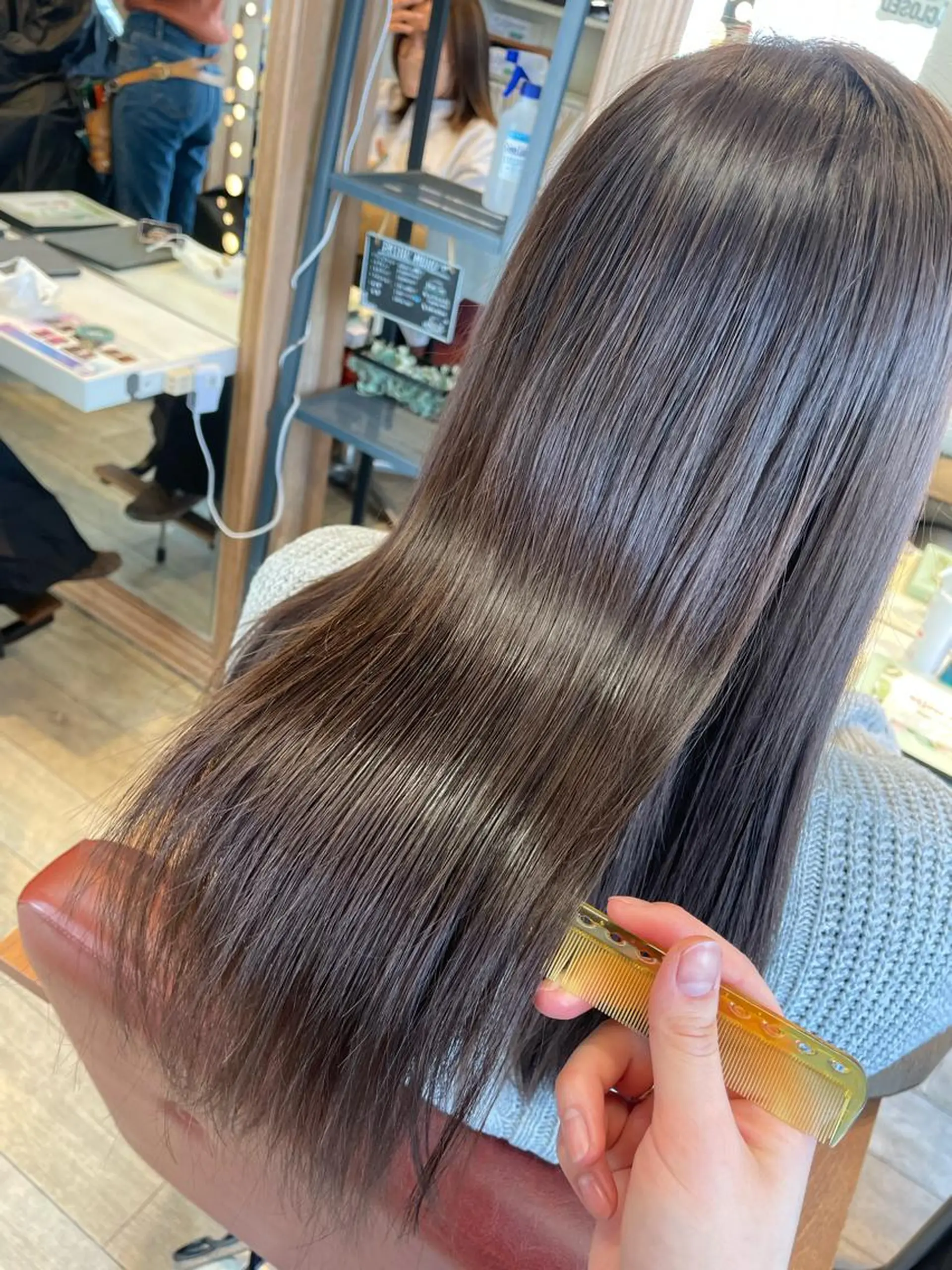 ロング カラー トリートメント LOG/所属・✨縮毛/ブリーチ✨ 出口 紗依のヘアスタイル