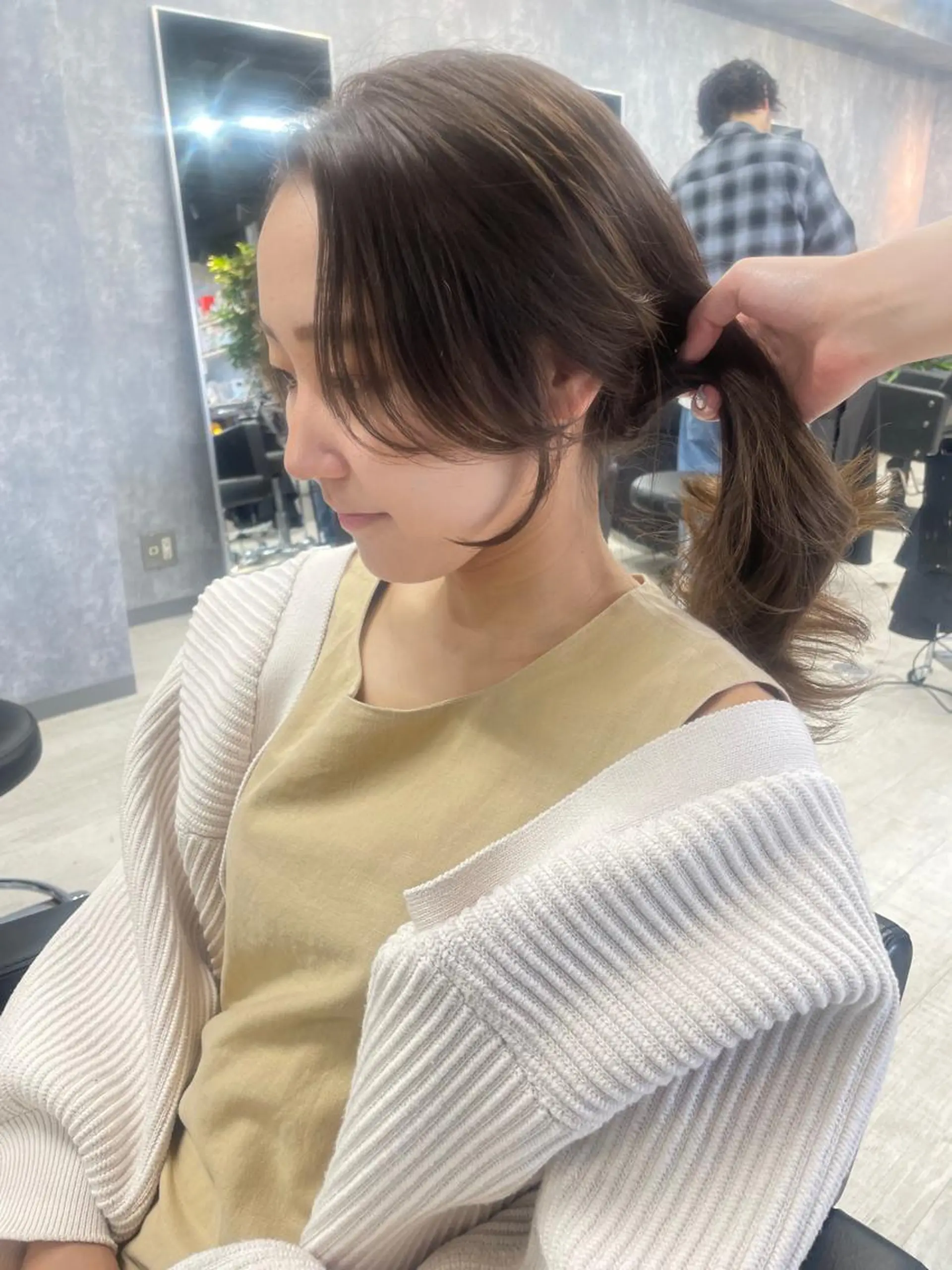セミロング 宮城 ほのかのヘアスタイル