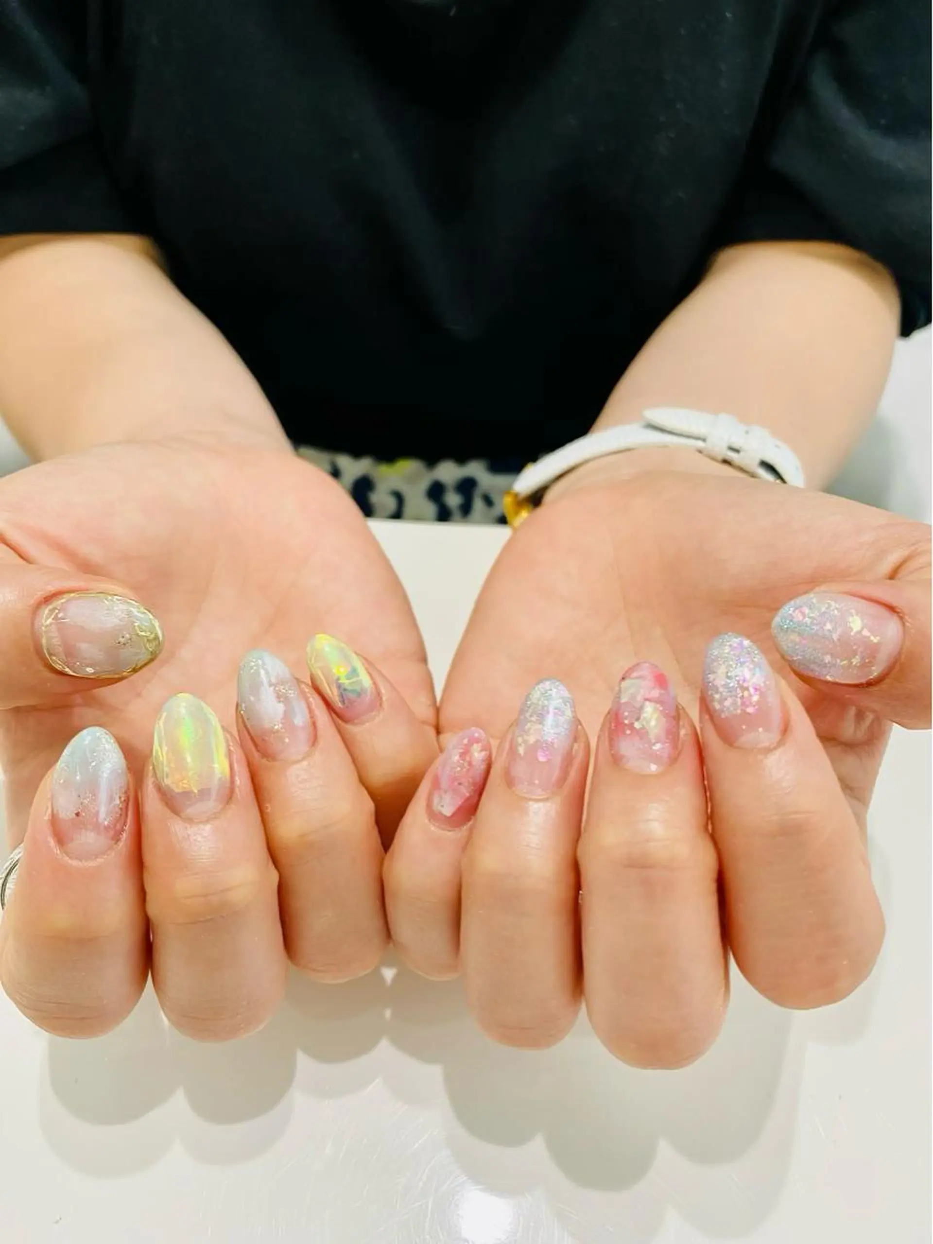 パーマ マツエク・マツパ アイブロウ ハンドネイル 5日16時マグネット 4980円❣️のネイルデザイン