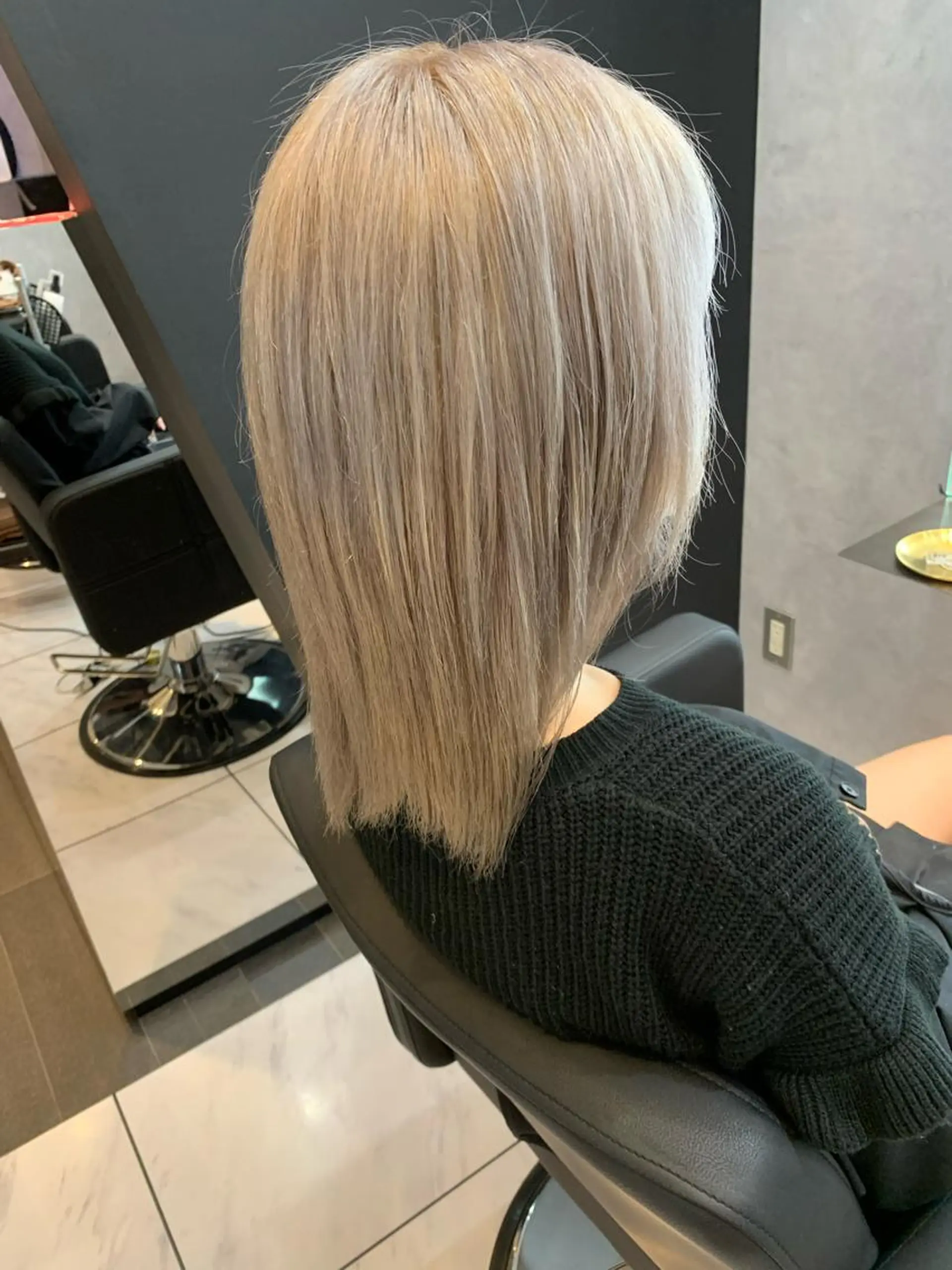 ミディアム カラー ブリーチ 透明感/ブリーチ縮毛 /髪質改善/星野純一のヘアスタイル