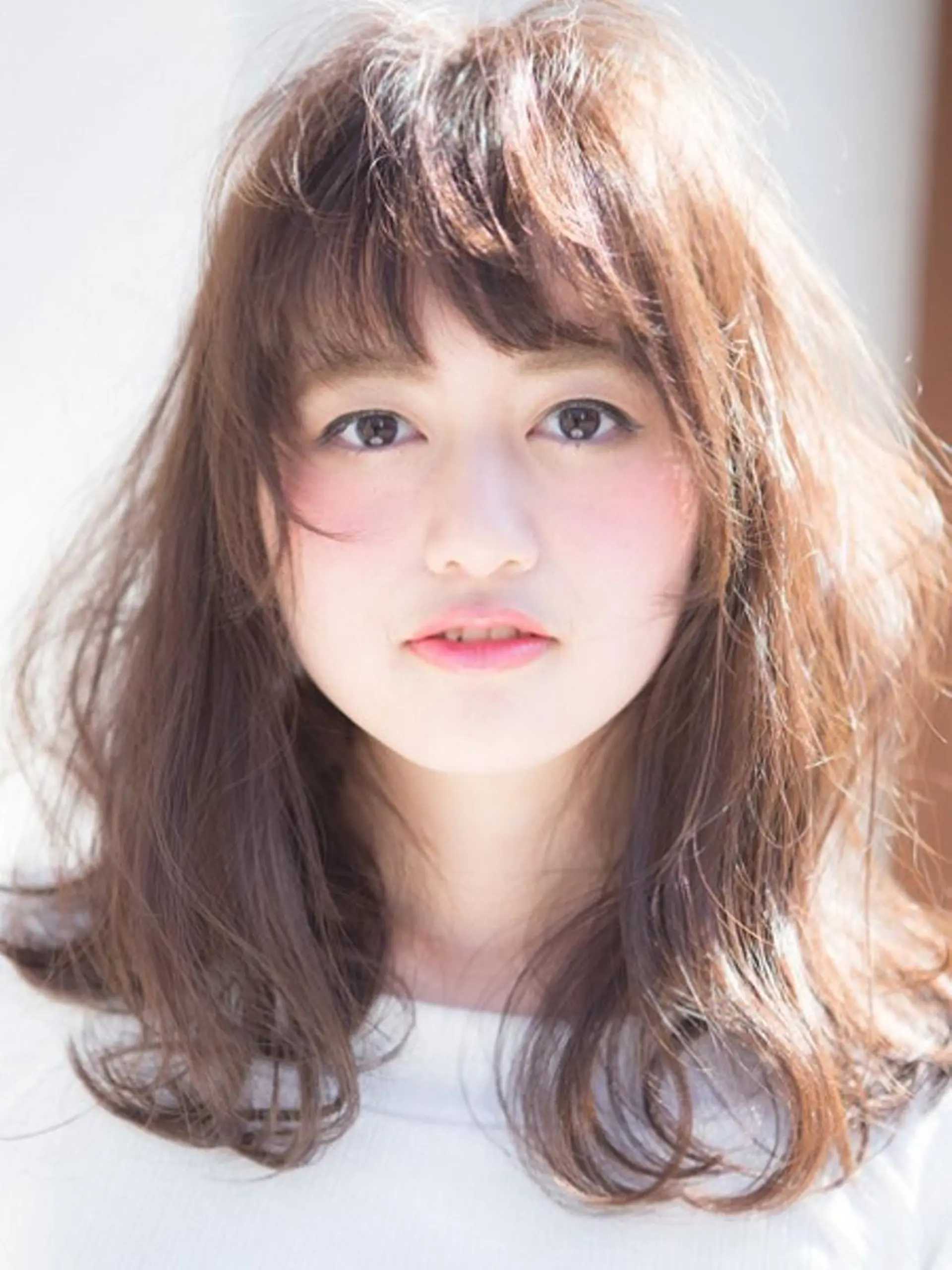ミディアム カラー パーマ 透明感カラー グレージュ 小顔カット ✨hair make flencia✂️✨のヘアスタイル